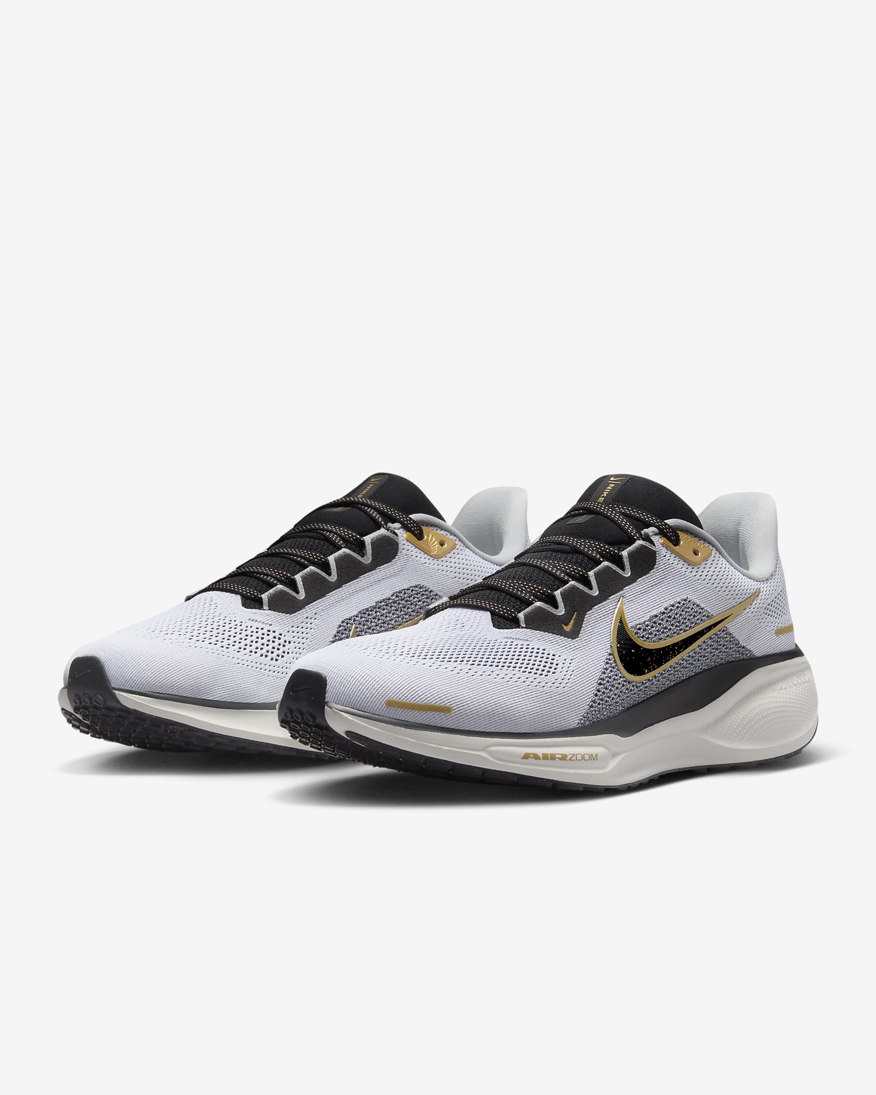 Nike Zoom Pegasus 41 Straßenlaufschuh (Herren) - Weiß/Metallic Gold/Light Smoke Grey/Schwarz