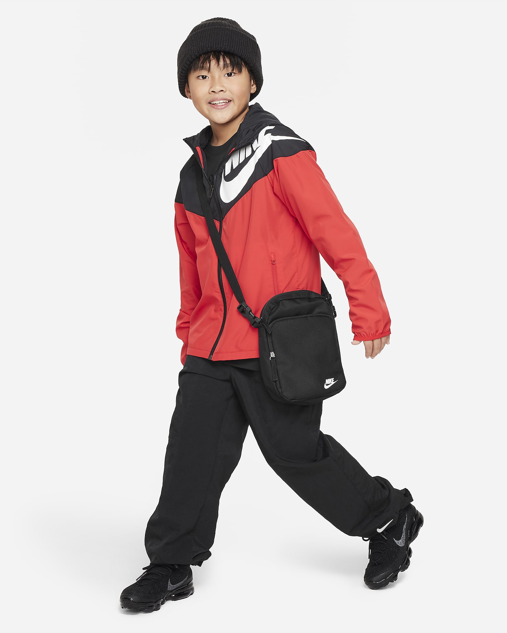 Nike Sportswear Windrunner Older Kids' (Boys') Jacket. Nike ID