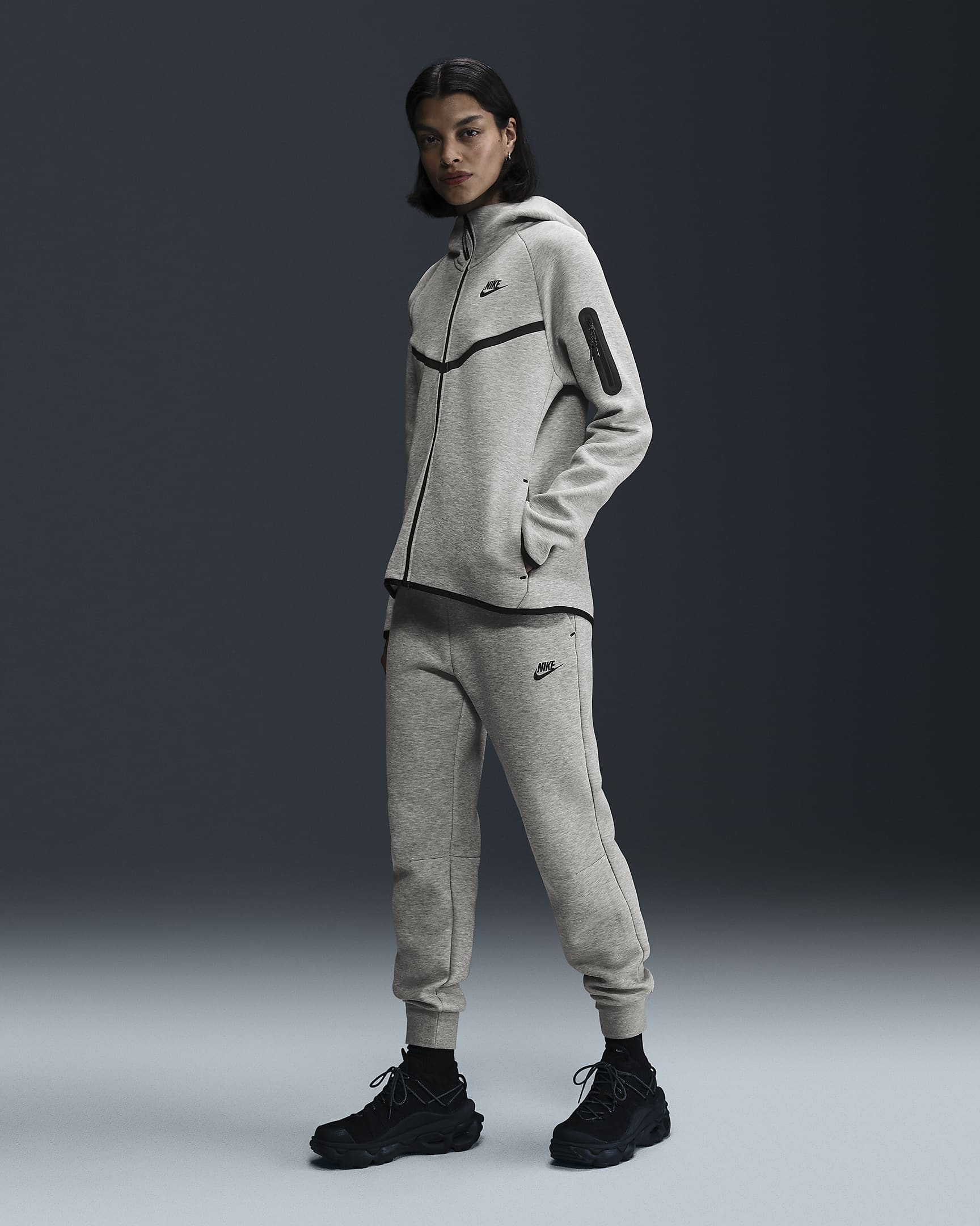 Pantalon de survêtement taille mi-haute Nike Sportswear Tech Fleece pour femme - Dark Grey Heather/Noir