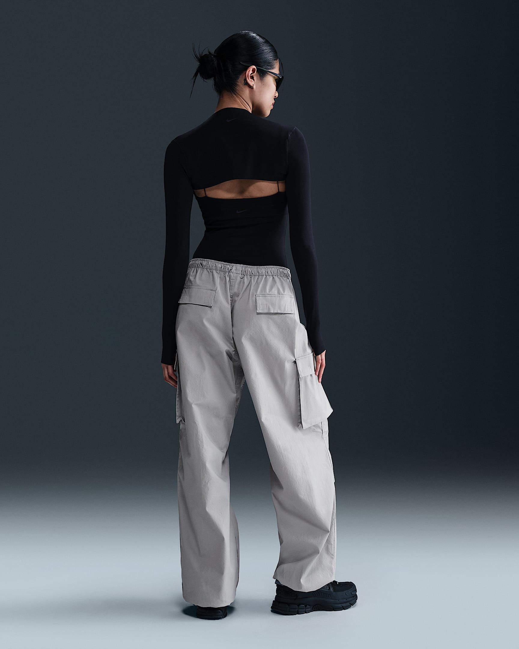 Nike Sportswear Women's Mid-Rise Oversized Cargo Trousers