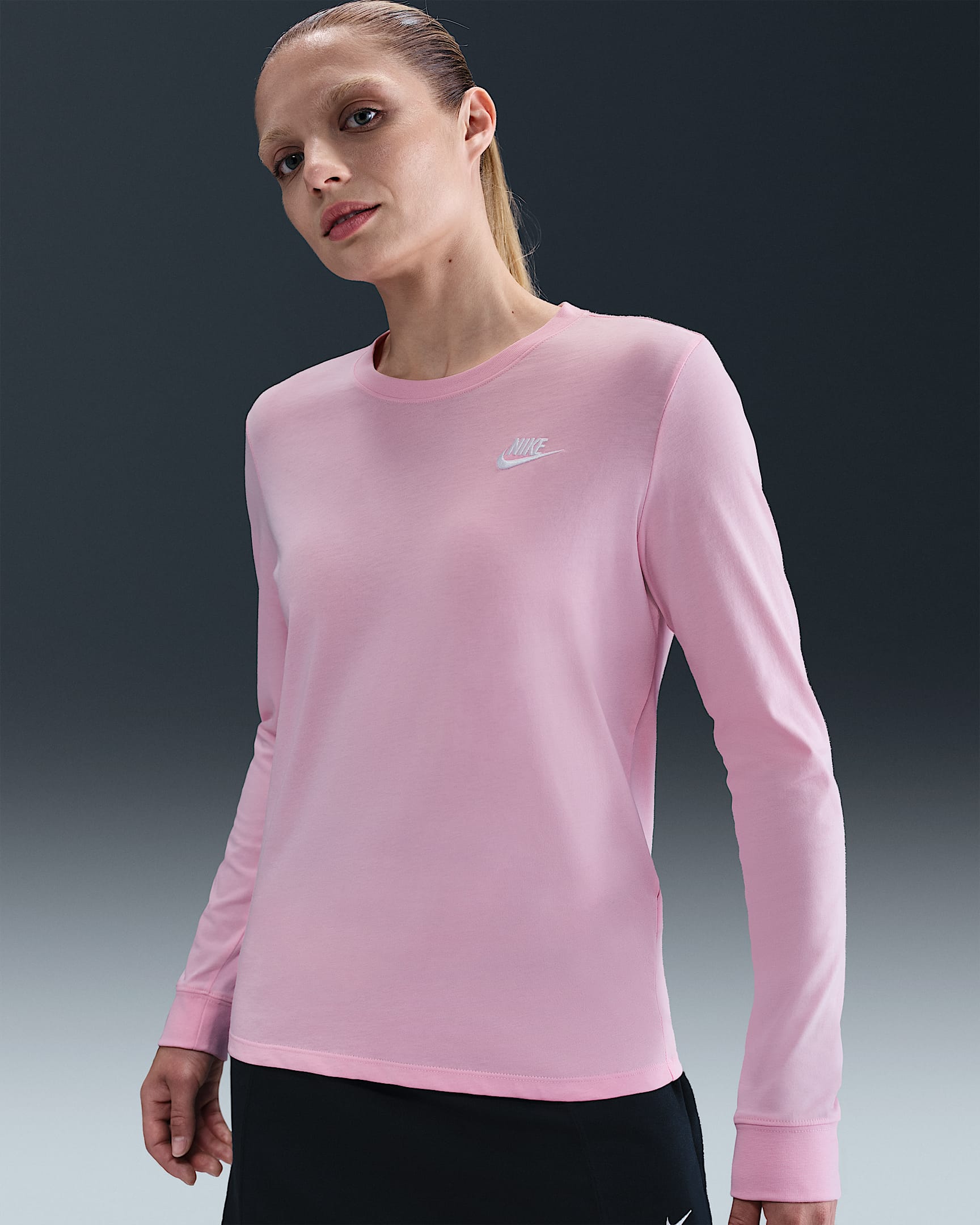 Nike Sportswear Club Women's Long-Sleeve T-Shirt - Medium Soft Pink
