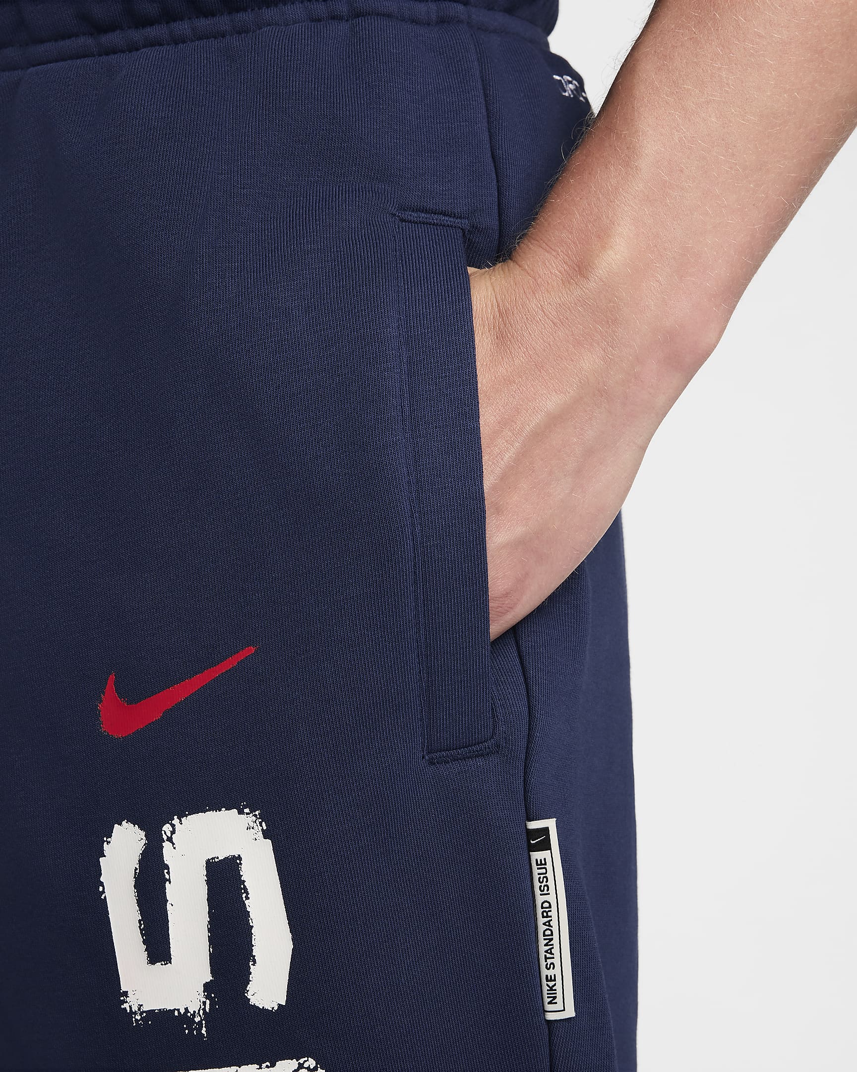 Paris Saint-Germain Standard Issue Men's Nike Dri-FIT Soccer Tapered Pant - Midnight Navy/University Red