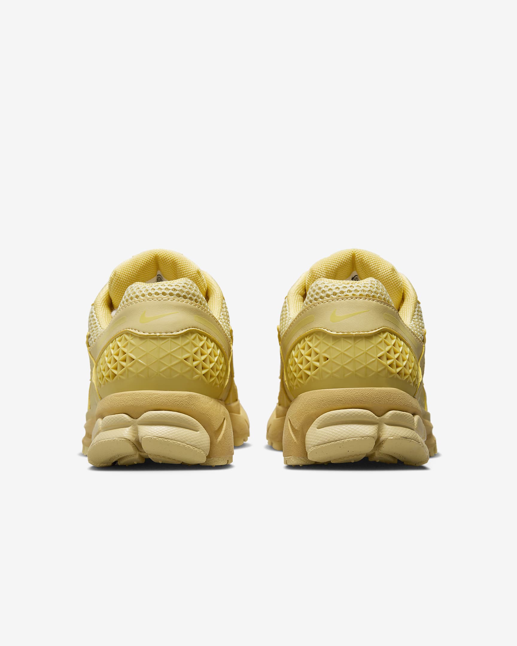 Nike Zoom Vomero 5 Women's Shoes - Saturn Gold/Lemon Wash