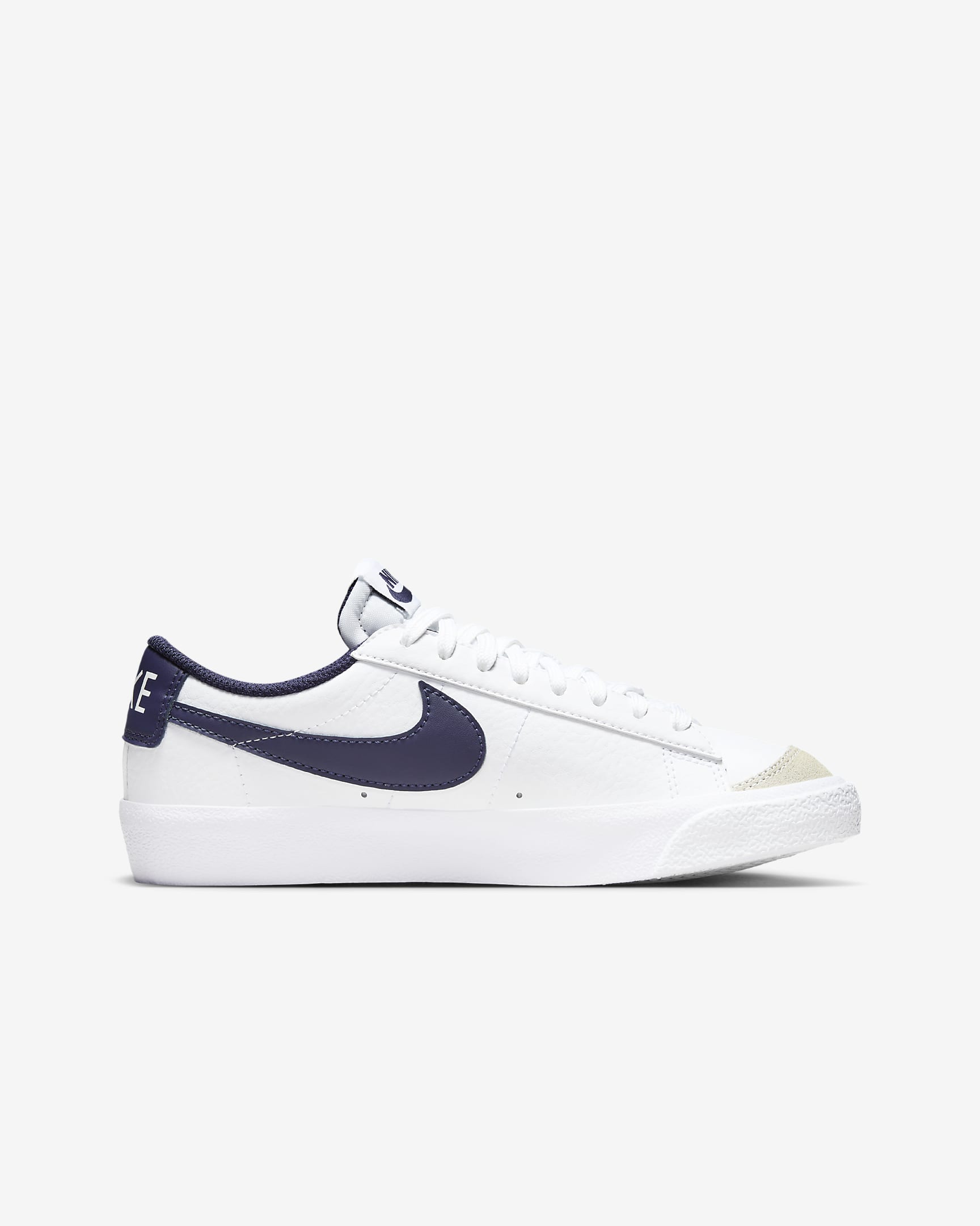 junior nike blazers low
