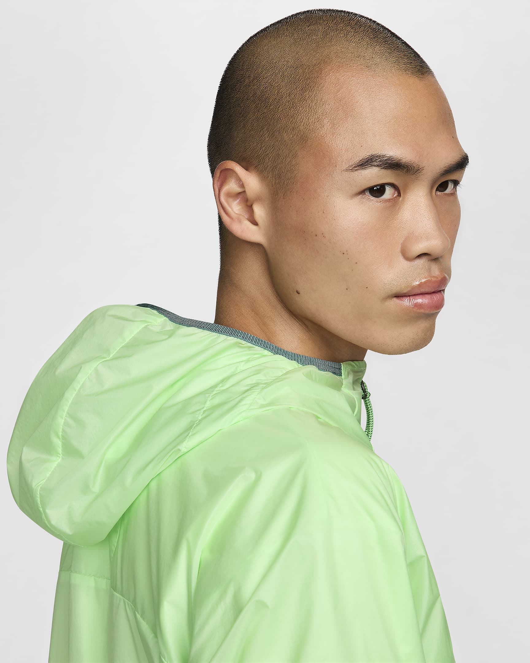 Nike ACG "Cinder Cone" Men's Windproof Jacket - Vapor Green/Bicoastal/Summit White