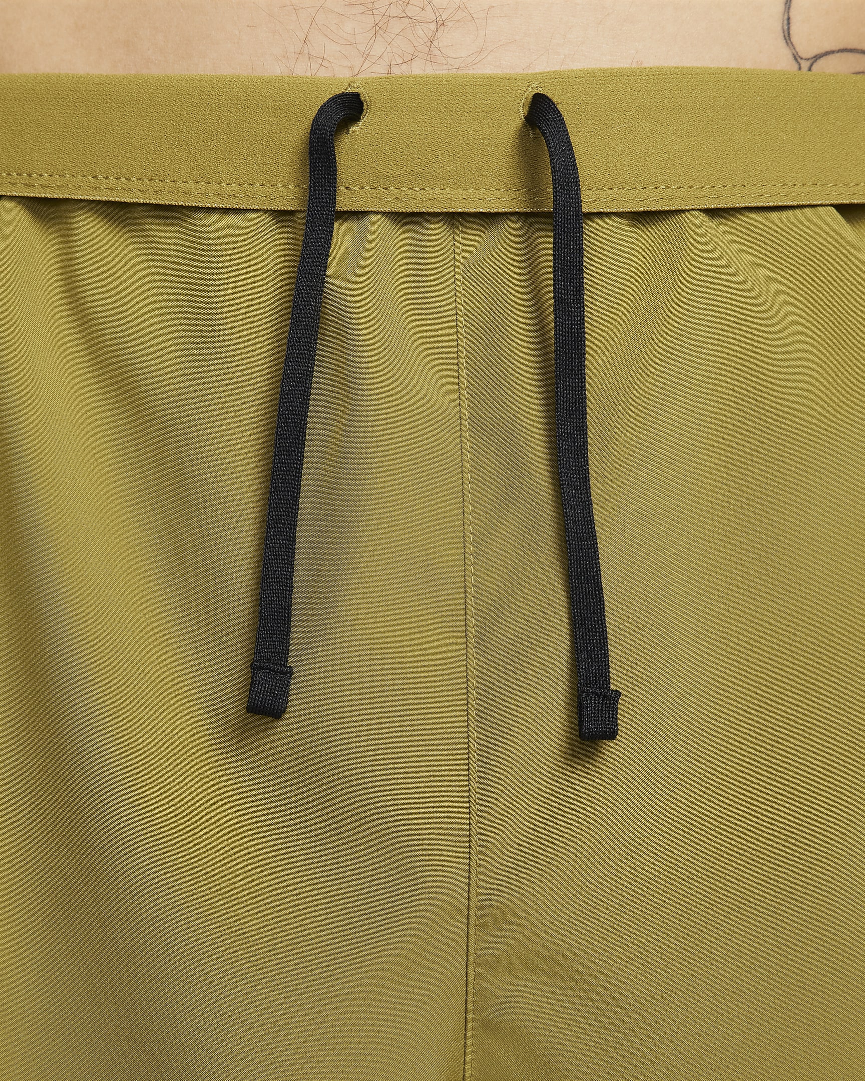 Nike Challenger Men's DriFIT 5" BriefLined Running Shorts.