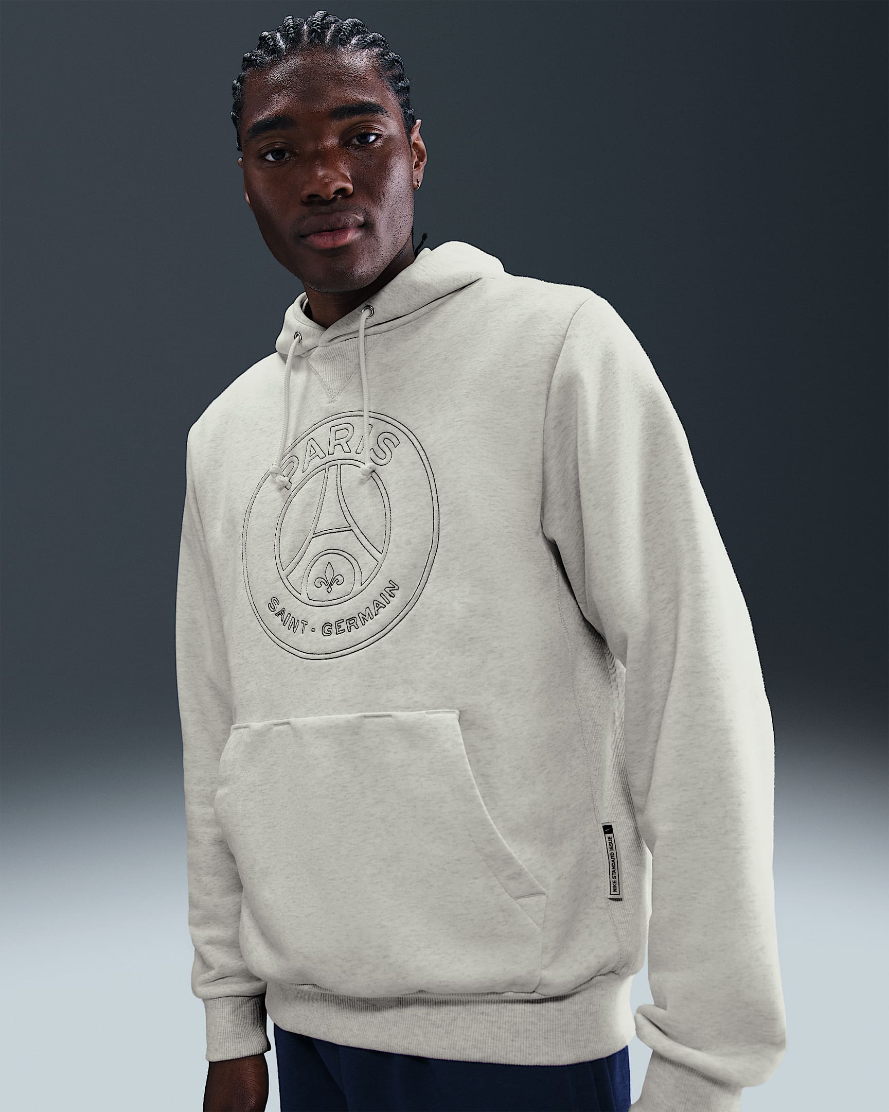Sudadera con gorro sin cierre de fútbol Nike Dri-FIT para hombre Paris Saint-Germain Standard Issue - Crudo jaspeado/Jaspeado/Marfil pálido/Azul marino medianoche