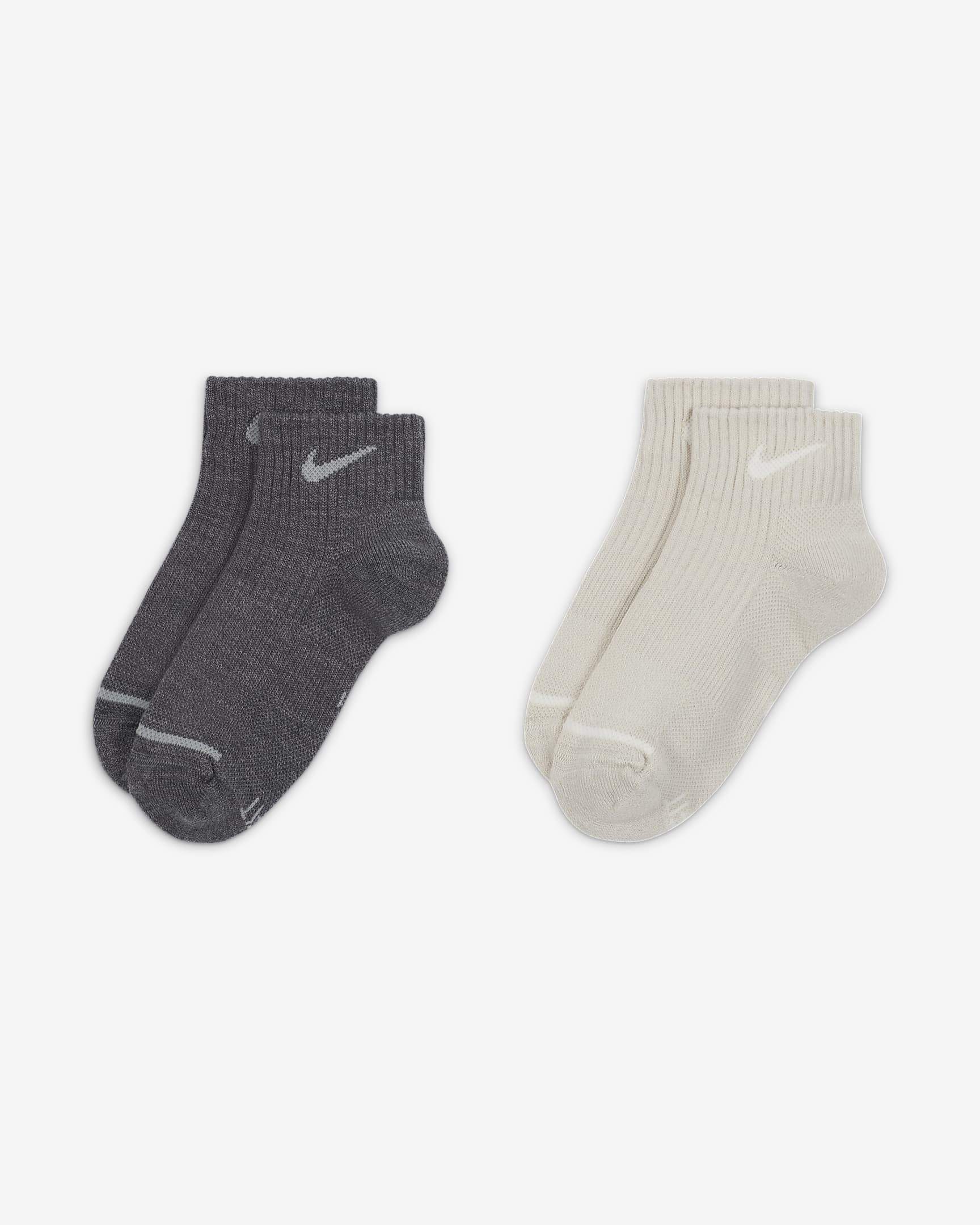Nike Everyday Wool Cushioned Ankle Socks (2 Pairs). Nike IE