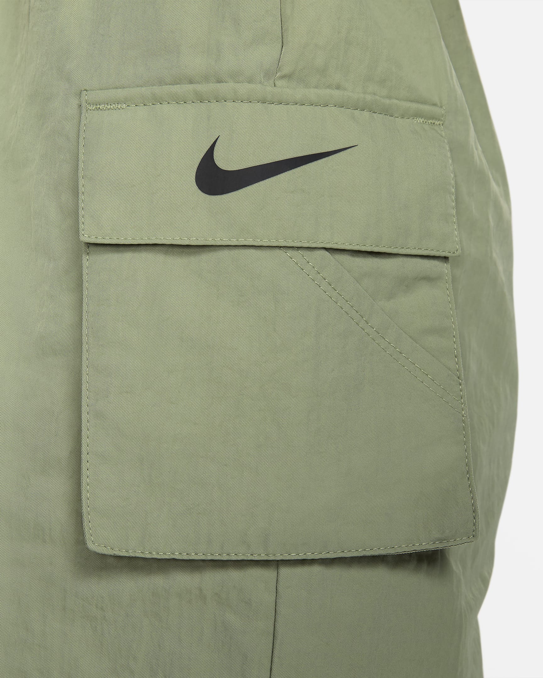 Nike Sportswear Essential Women's Woven High-Waisted Shorts - Oil Green/Black