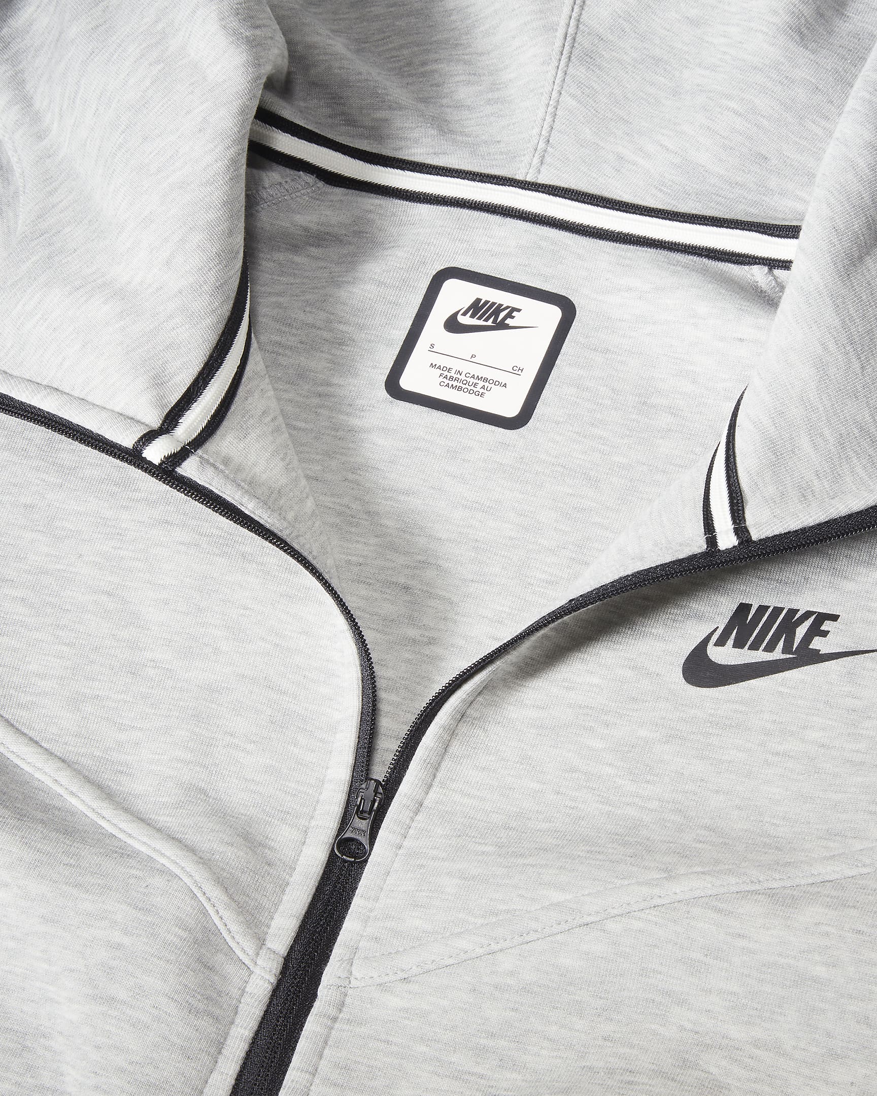 Nike Sportswear Tech Fleece Windrunner Women's Full-Zip Hoodie. Nike CA