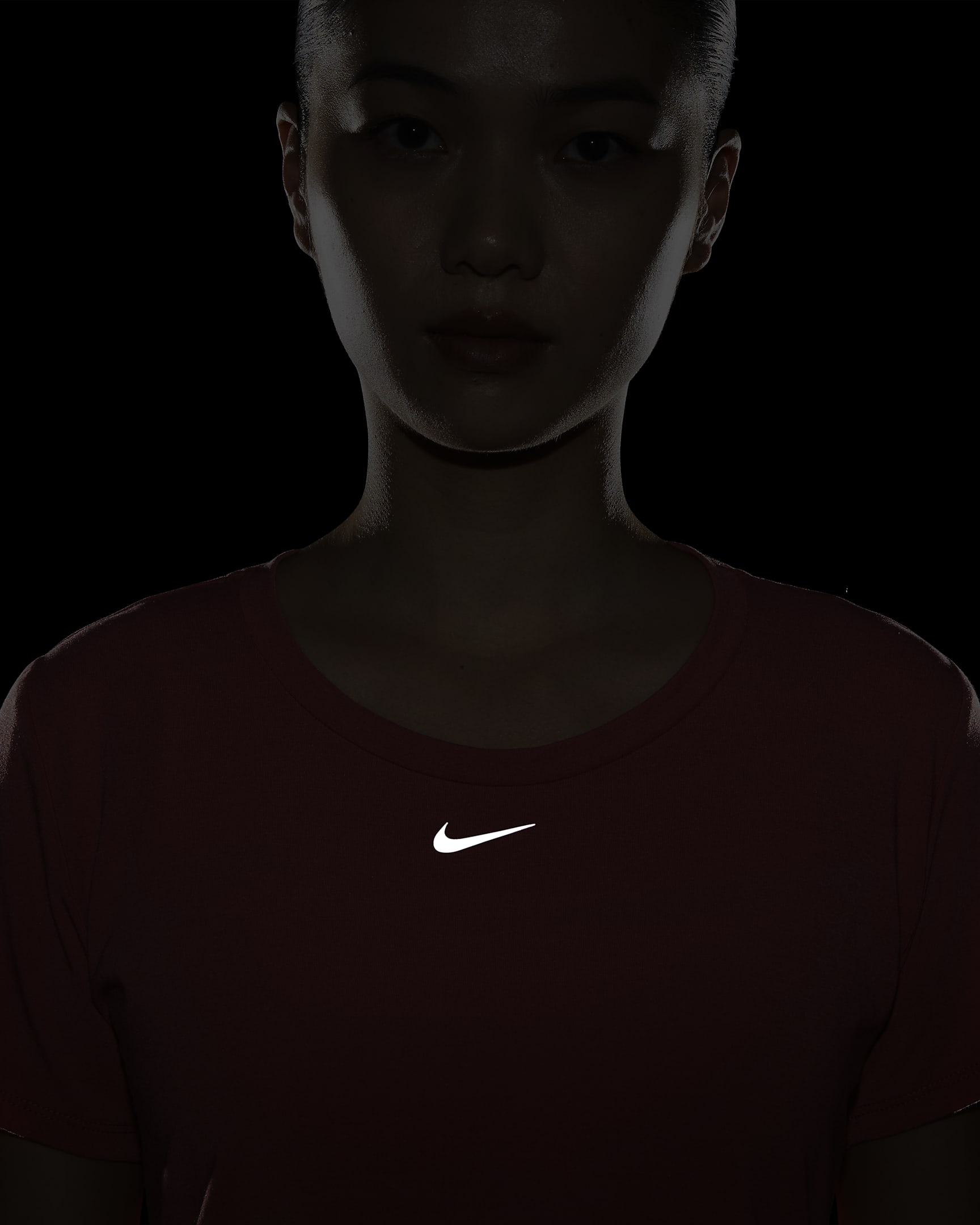 Nike Dri-FIT One Luxe Women's Standard Fit Short-Sleeve Top. Nike IN