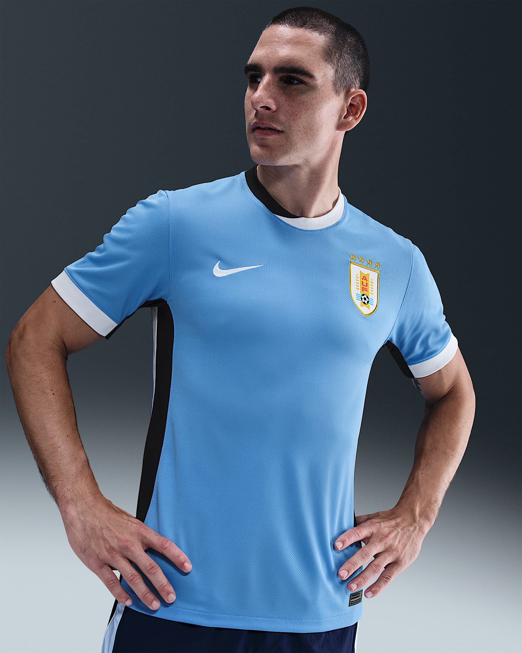 ウルグアイ 2024/25 スタジアム ホーム (メンズ チーム) メンズ ナイキ Dri-FIT サッカー レプリカ ユニフォーム - ユニバーシティブルー/ブラック/ホワイト