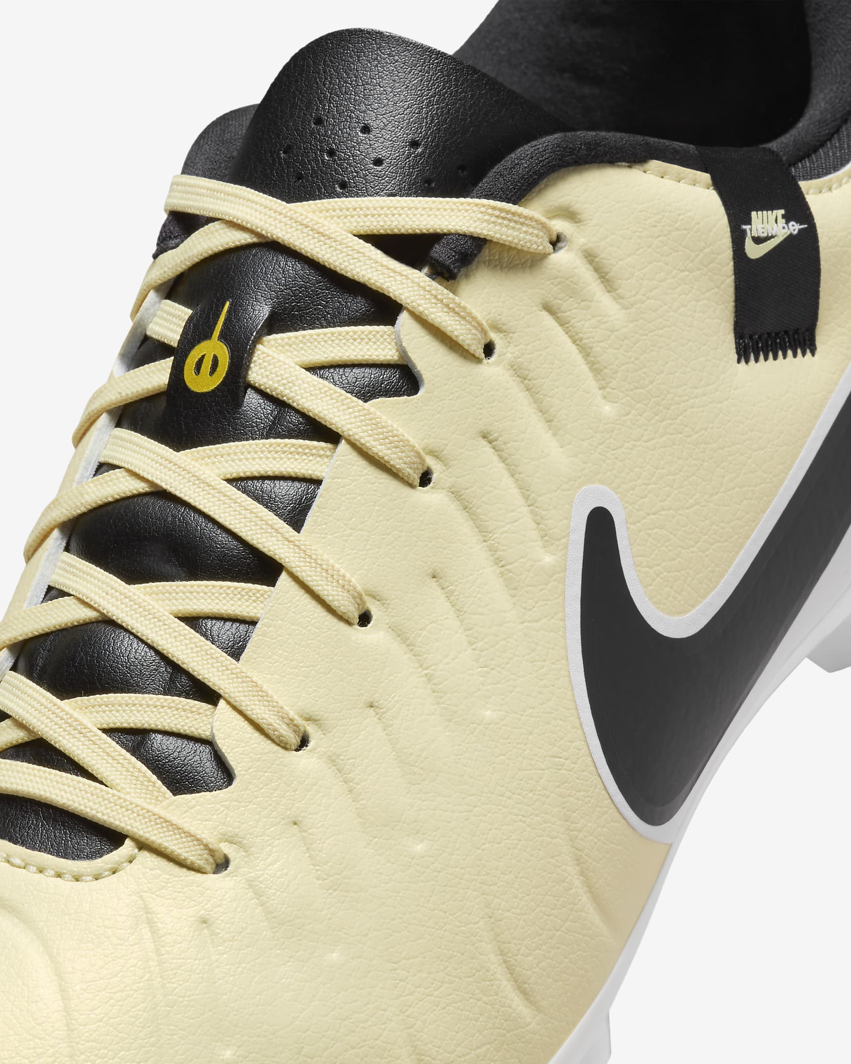 Tacos de fútbol de corte low para terrenos múltiples Nike Tiempo Legend 10 Academy - Limonada/Moneda de oro metalizado/Negro