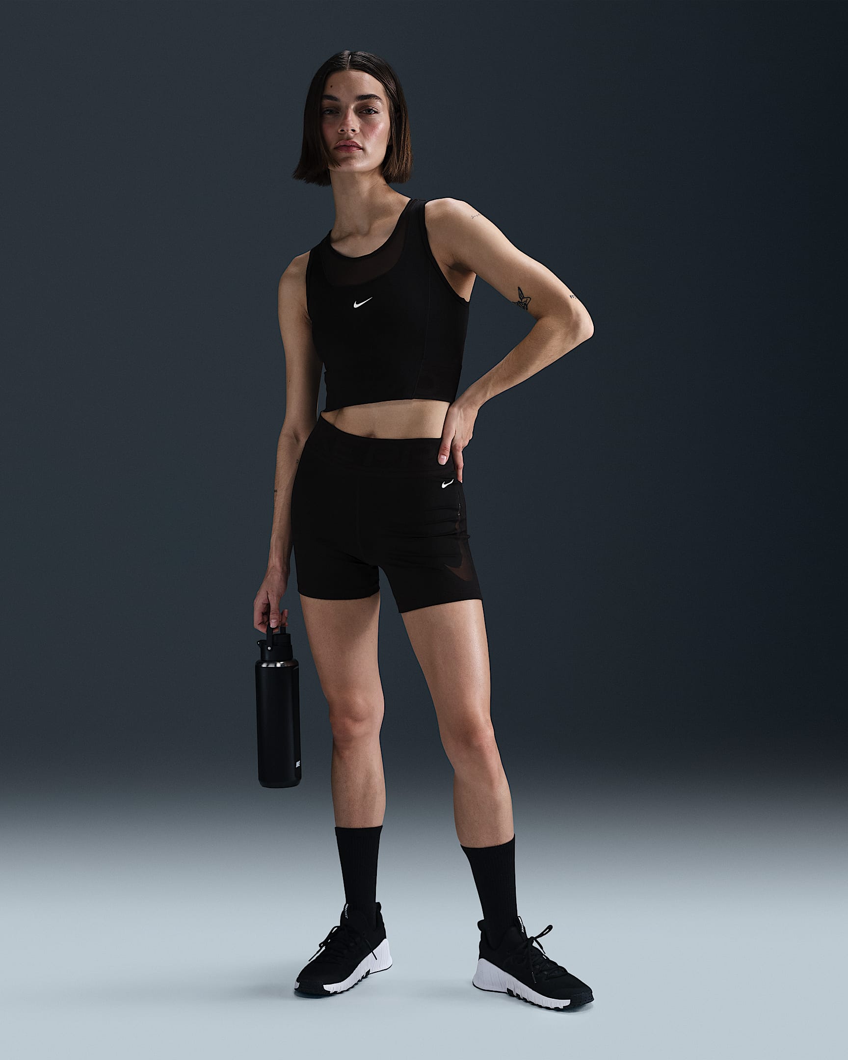 cropped nike tank