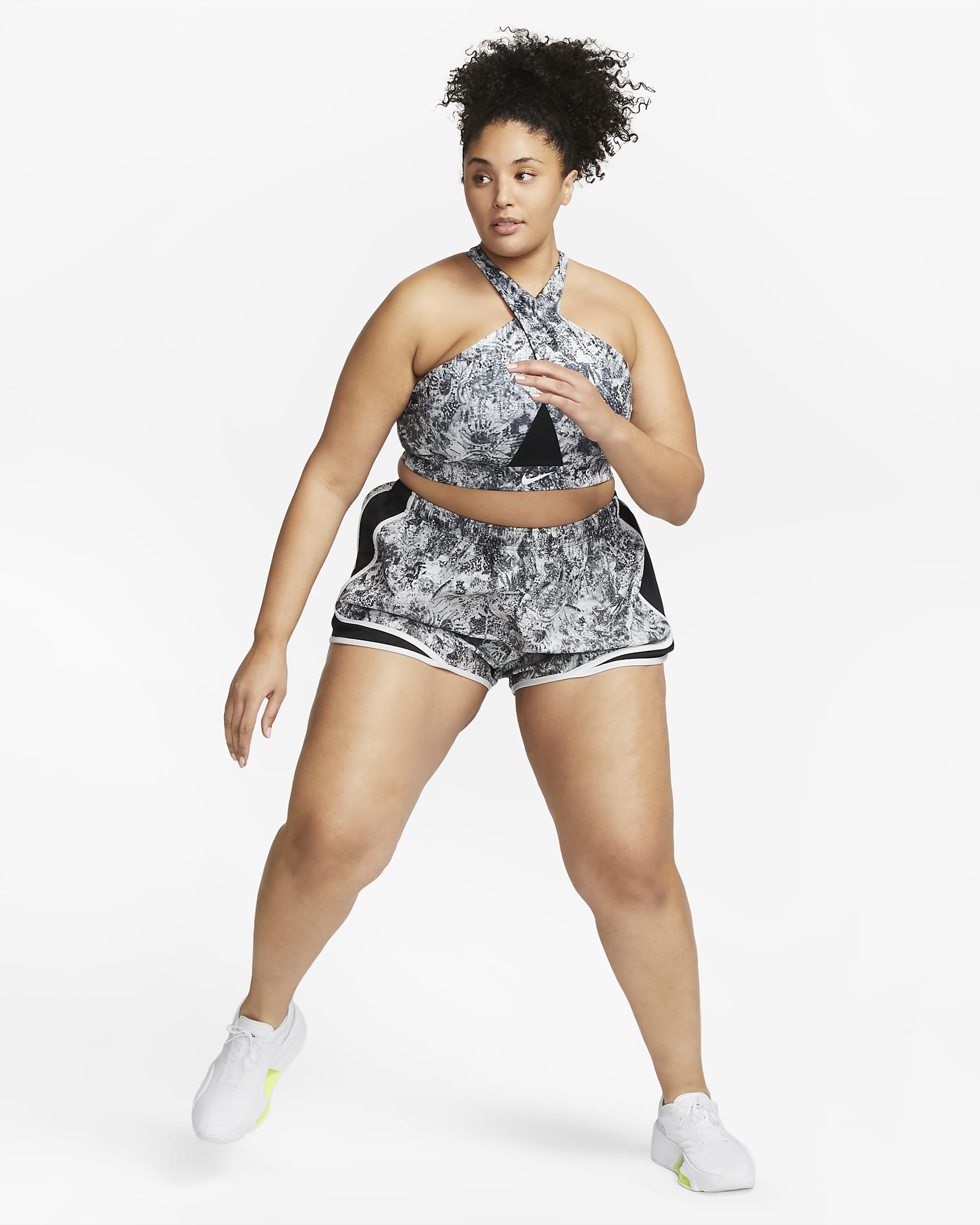 Nike Swoosh Women's MediumSupport 1Piece Pad Printed Sports Bra (Plus