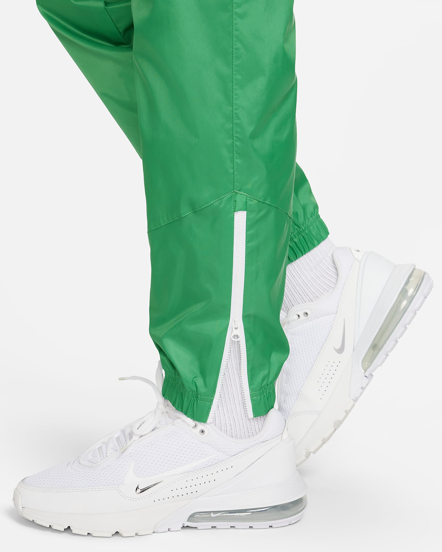 Nike Windrunner Geweven herenbroek met voering - Stadium Green/Zwart