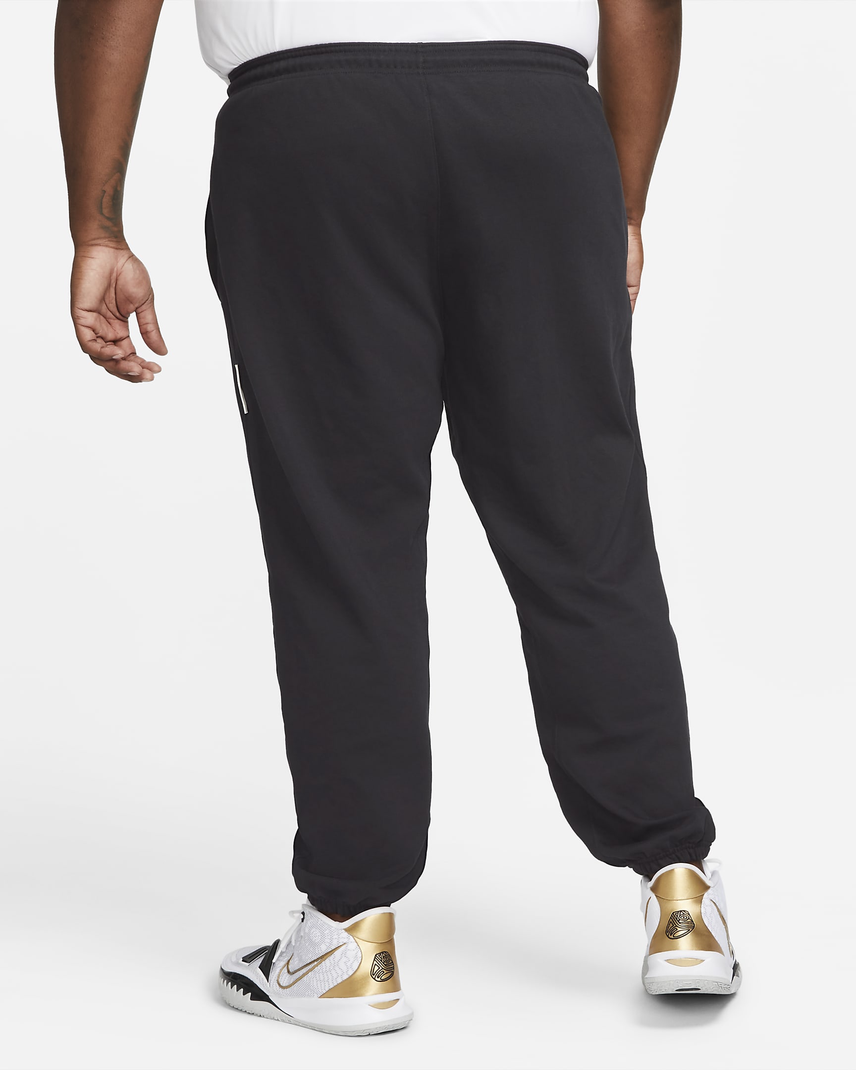 Nike Standard Issue Men's Dri-FIT Basketball Trousers - Black/Pale Ivory