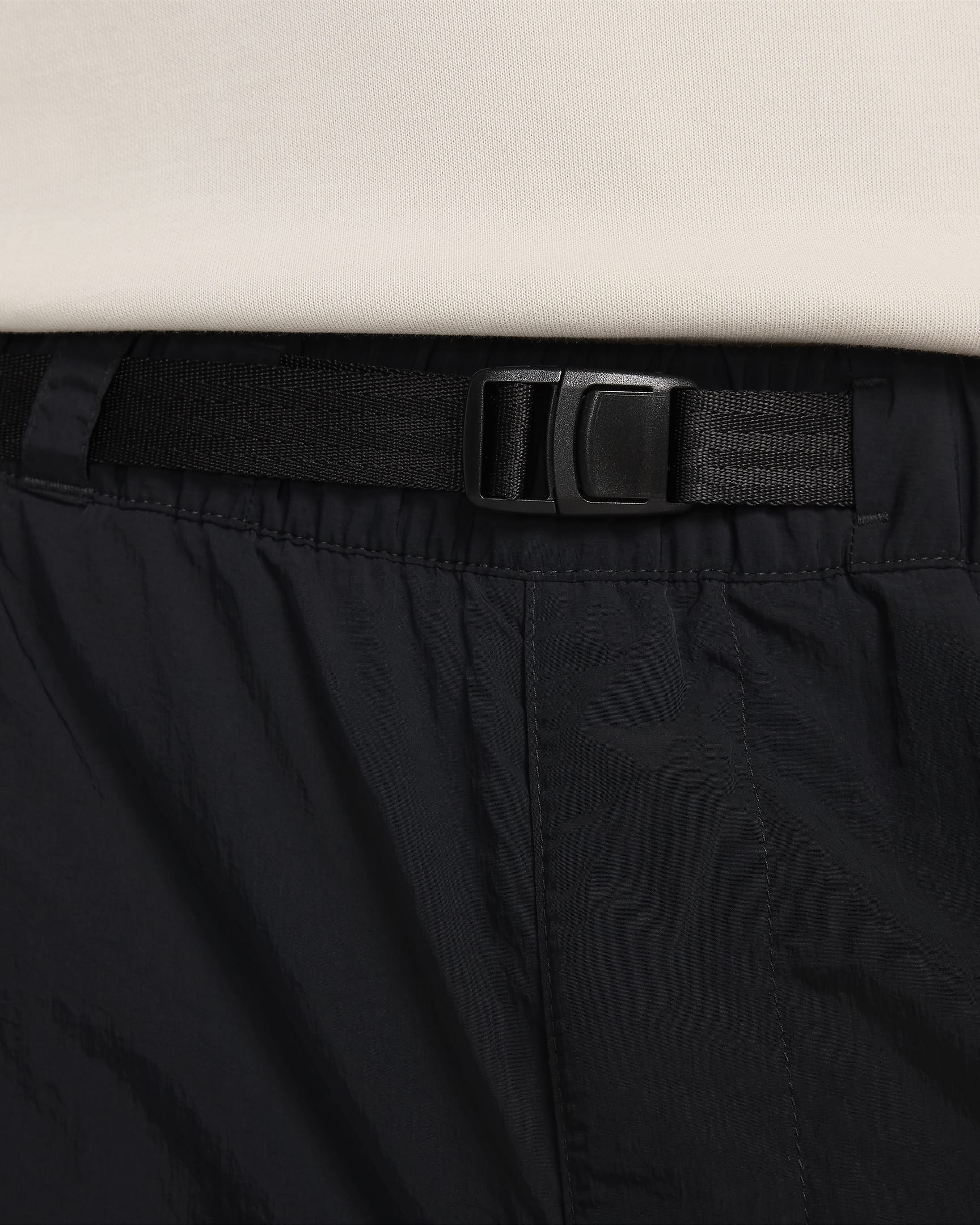 Pantaloni cargo in tessuto Nike Tech – Uomo - Nero/Nero