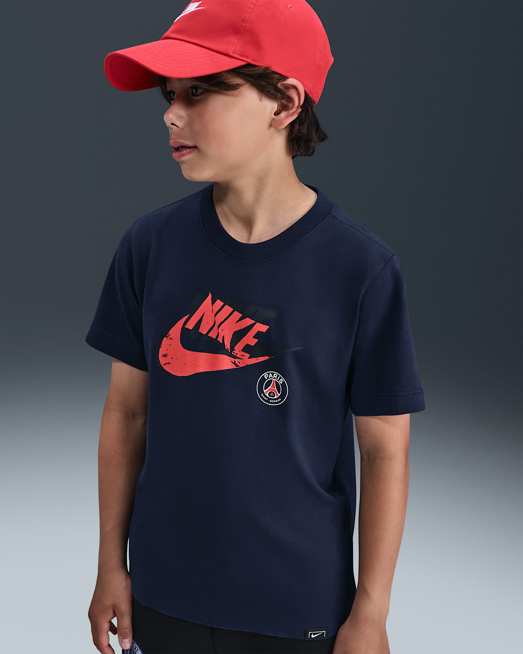 Paris Saint-Germain Older Kids' Nike Football T-shirt - Midnight Navy