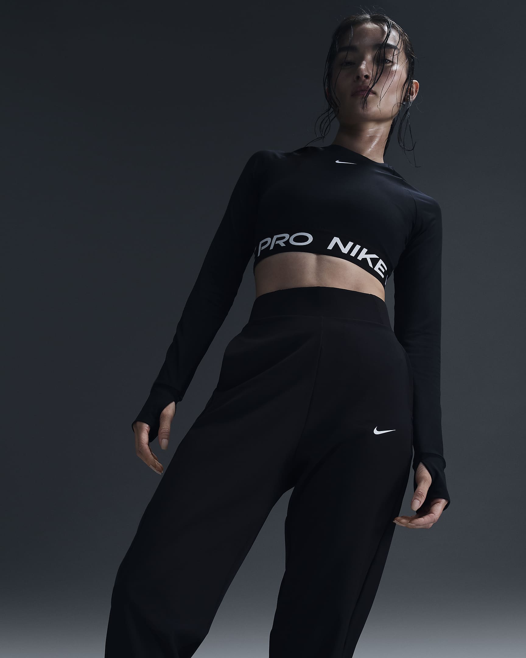 Nike Dri-FIT Bliss Victory 女款中腰訓練運動褲 - 黑色/白色