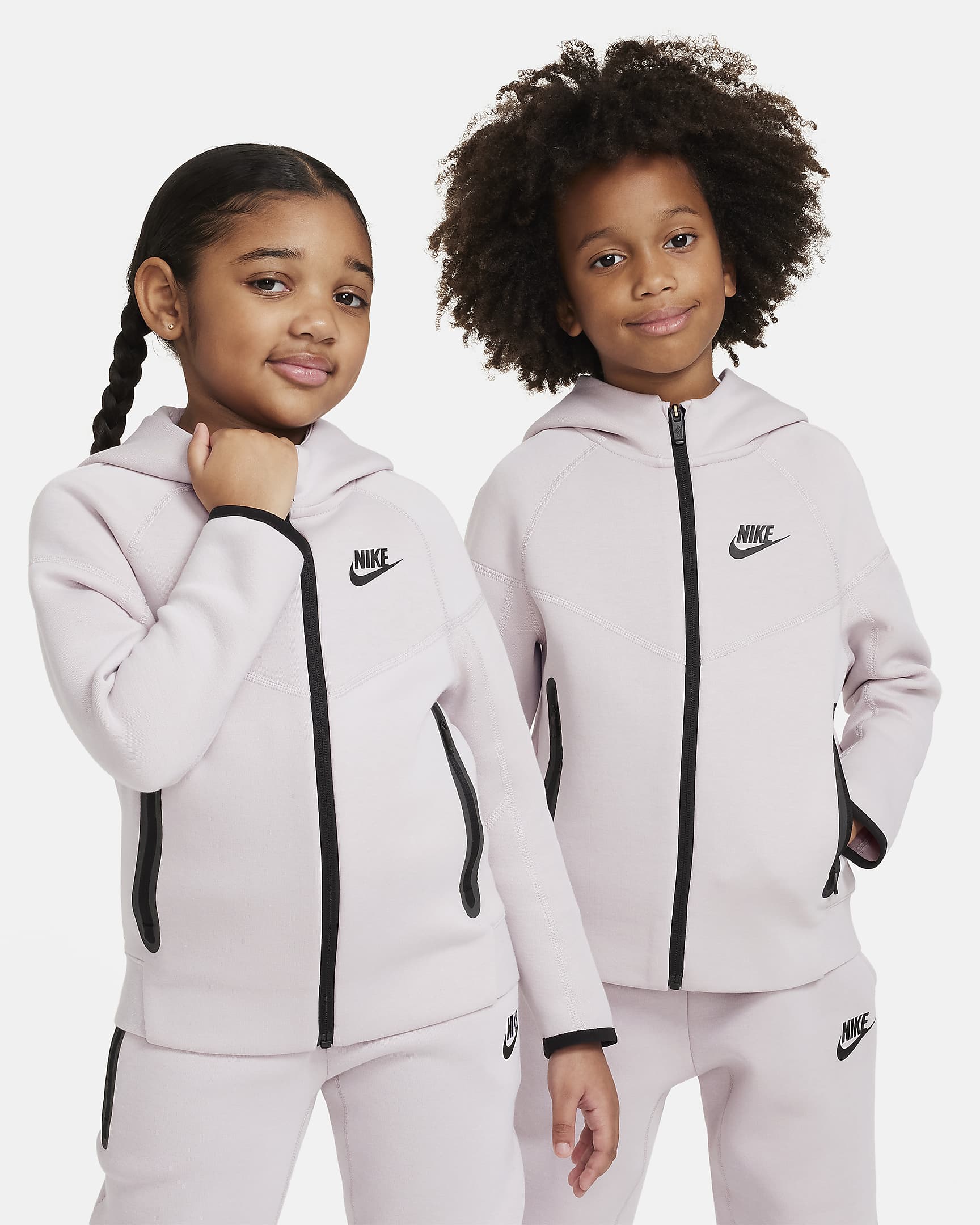 Σετ δύο τεμαχίων με μπλούζα με κουκούλα Nike Sportswear Tech Fleece Full-Zip Set για μικρά παιδιά - Platinum Violet