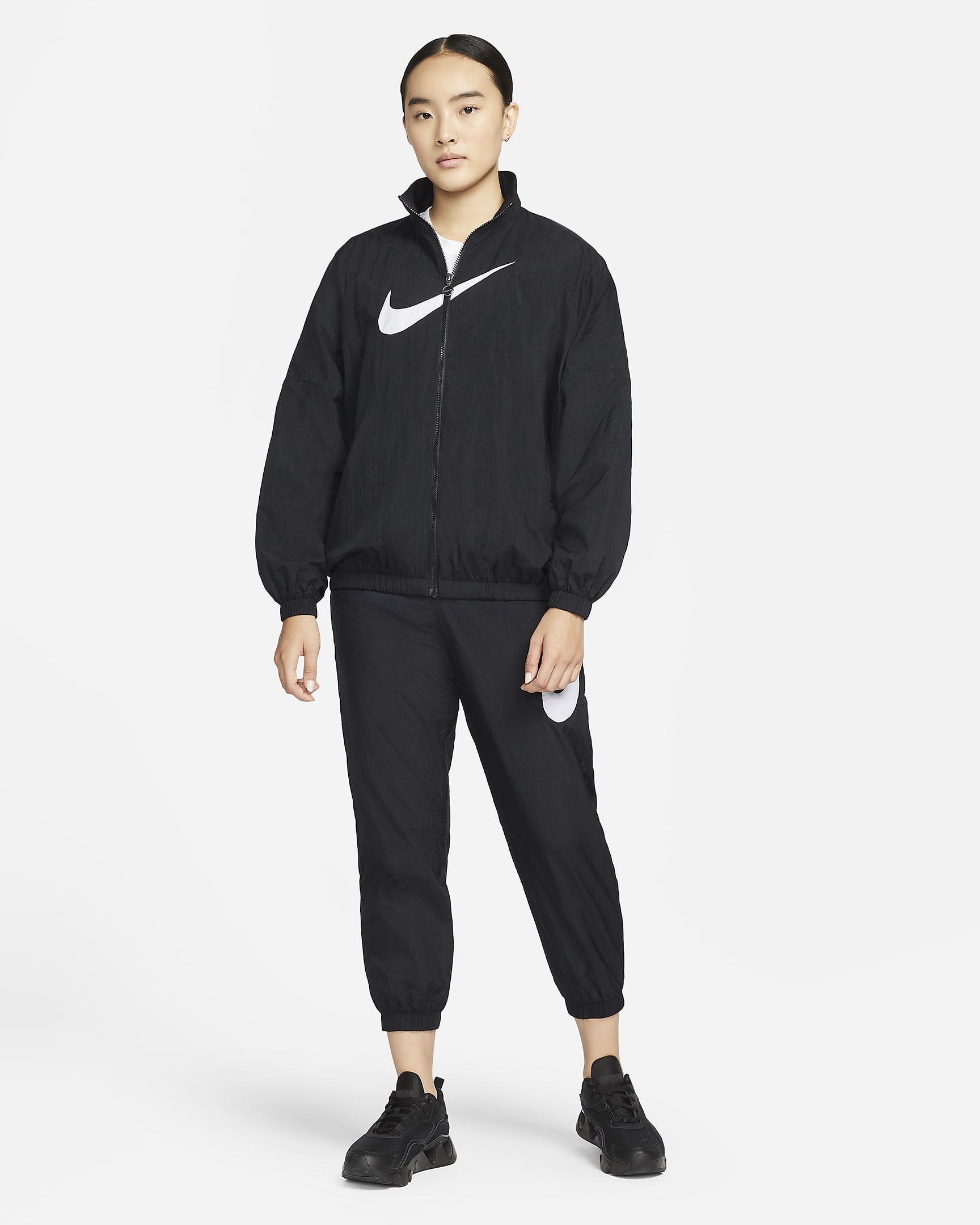 Nike Sportswear Essential Women's Woven Jacket. Nike PH
