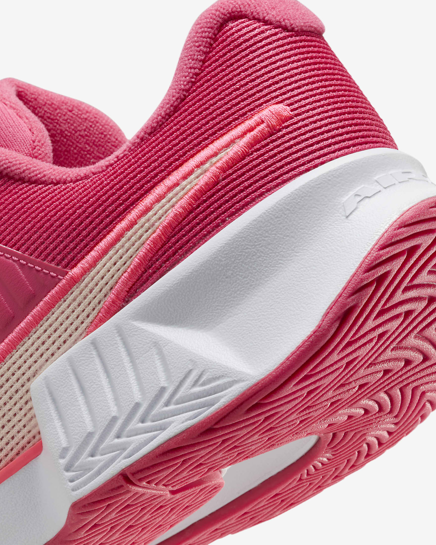 Nike GP Challenge Pro hardcourt tennisschoenen voor dames - Aster Pink/Hot Punch/Crimson Tint