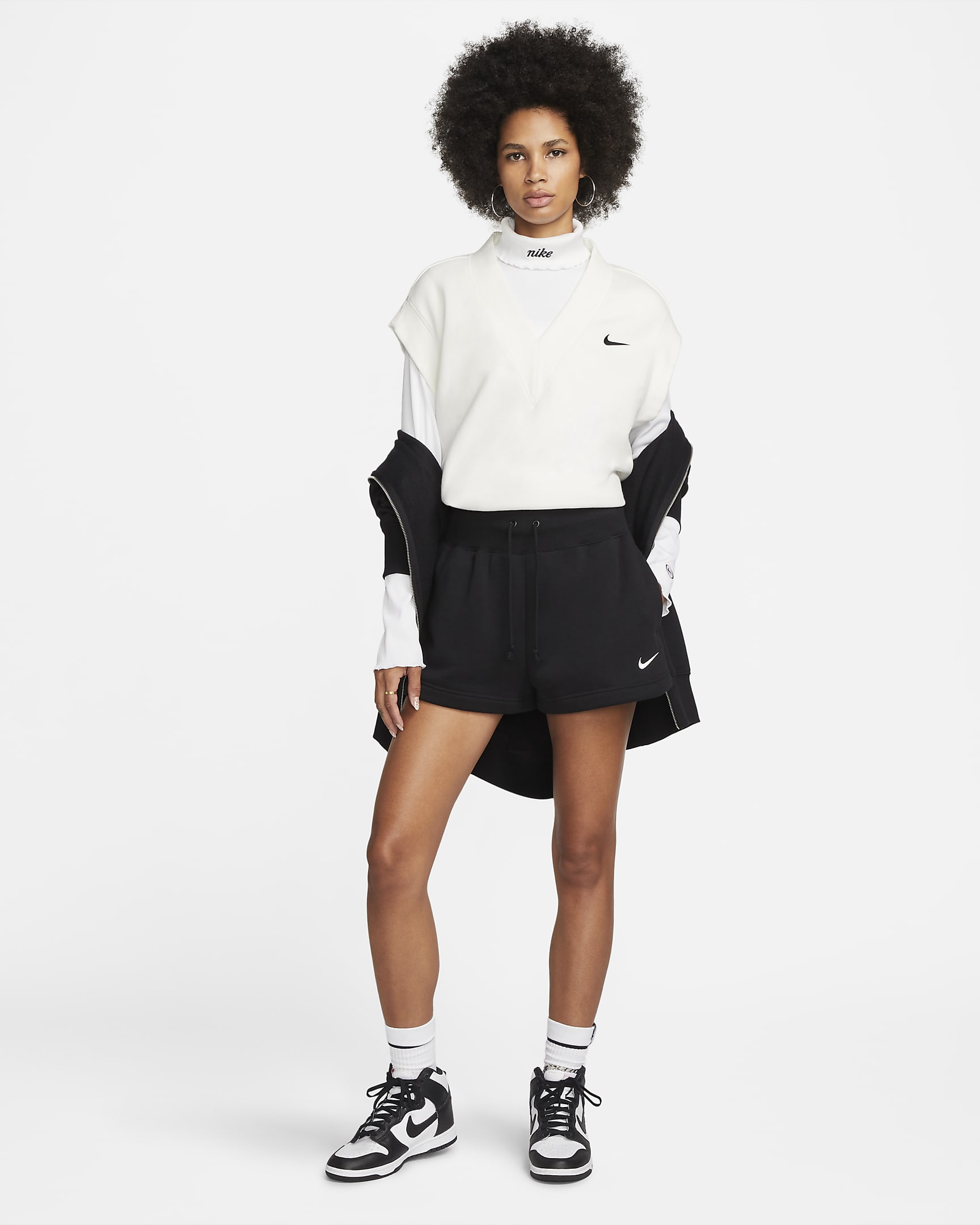 Nike Sportswear Phoenix Fleece Women's High-Waisted Loose Shorts. Nike UK