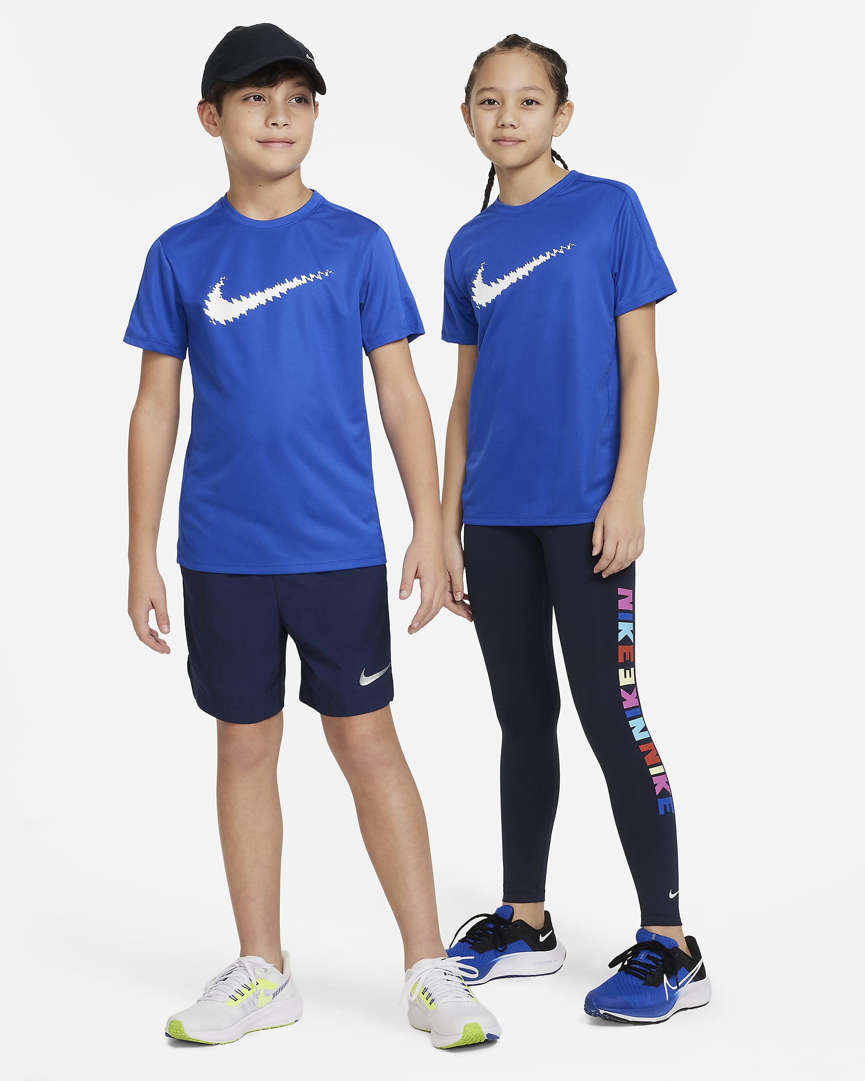 Nike Dri-FIT Trophy Older Kids' Graphic Short-Sleeve Training Top. Nike ID