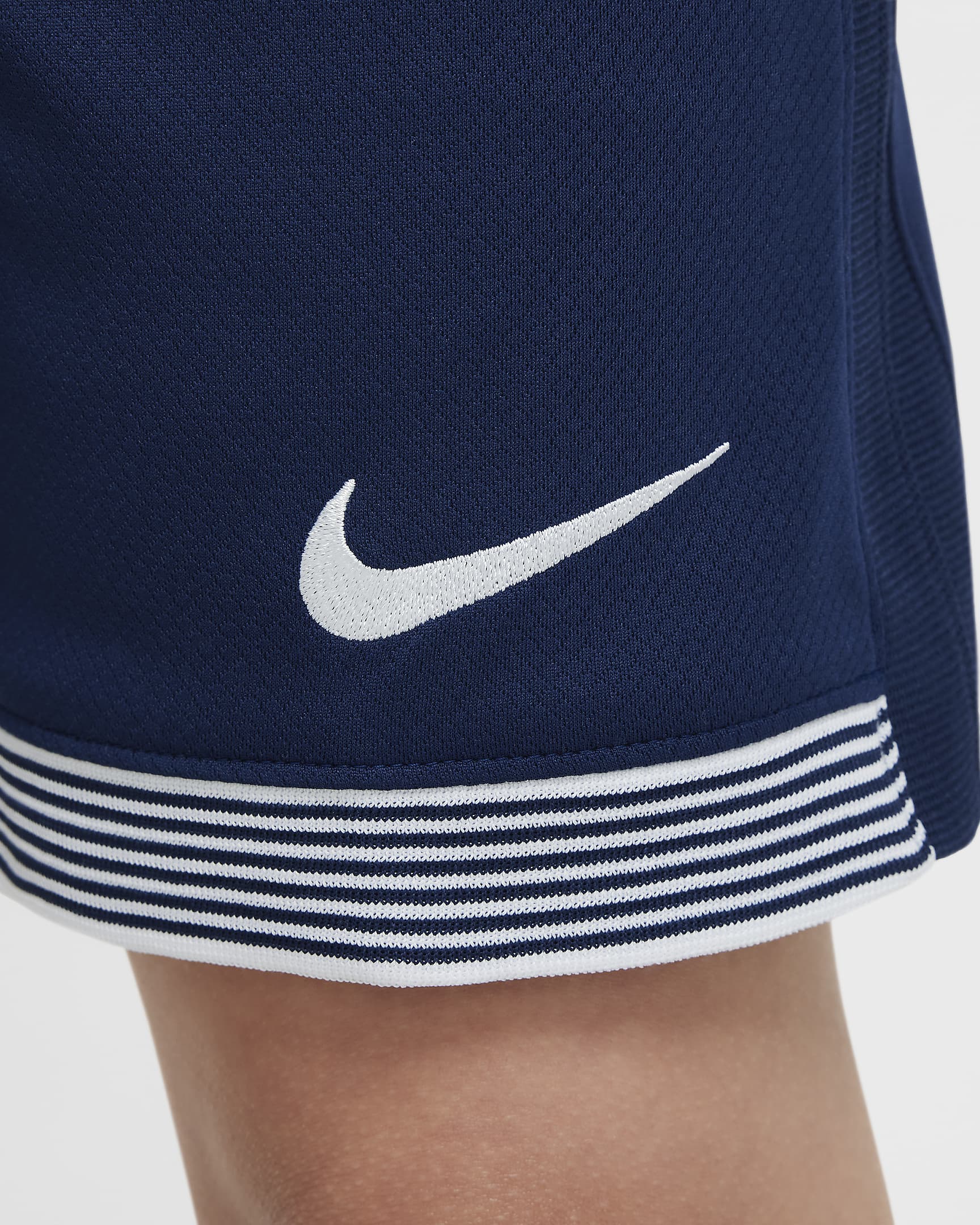 Spodenki piłkarskie dla dużych dzieci Nike Dri-FIT Tottenham Hotspur Stadium 2024 (wersja domowa) – replika - Binary Blue/Biel