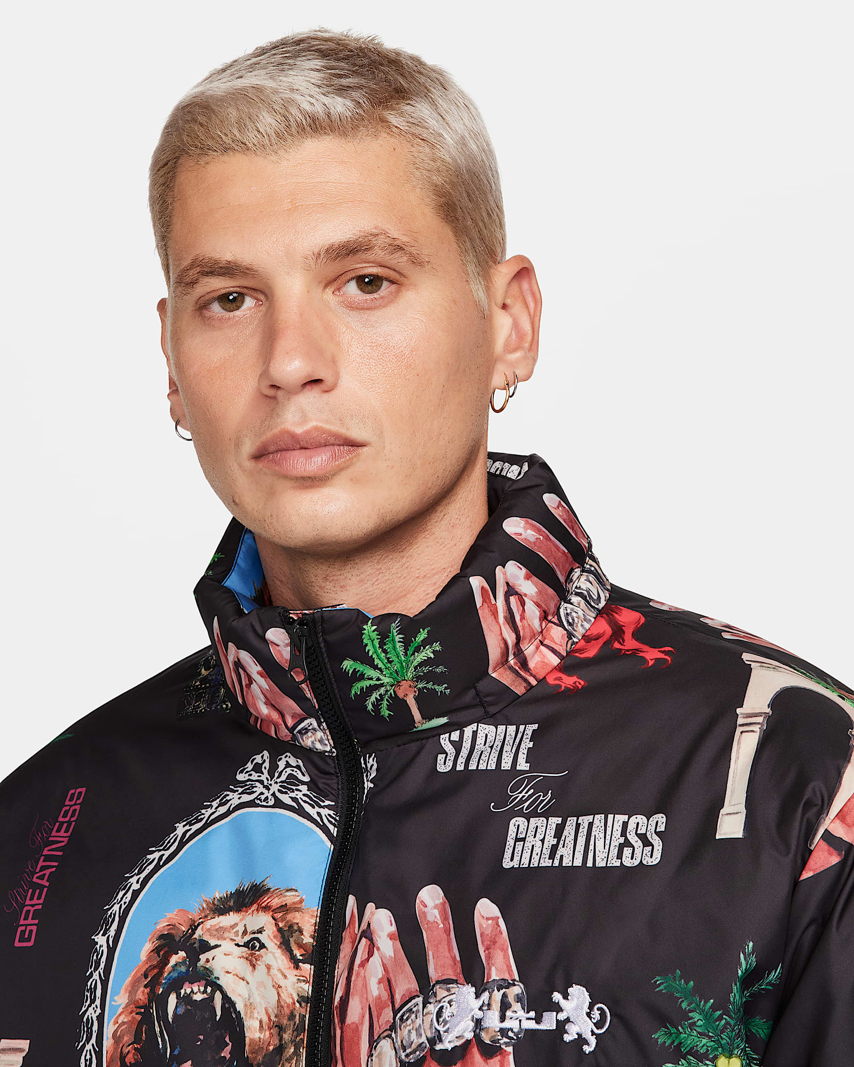 LeBron Men's Nike ThermaFIT Down Jacket. Nike UK