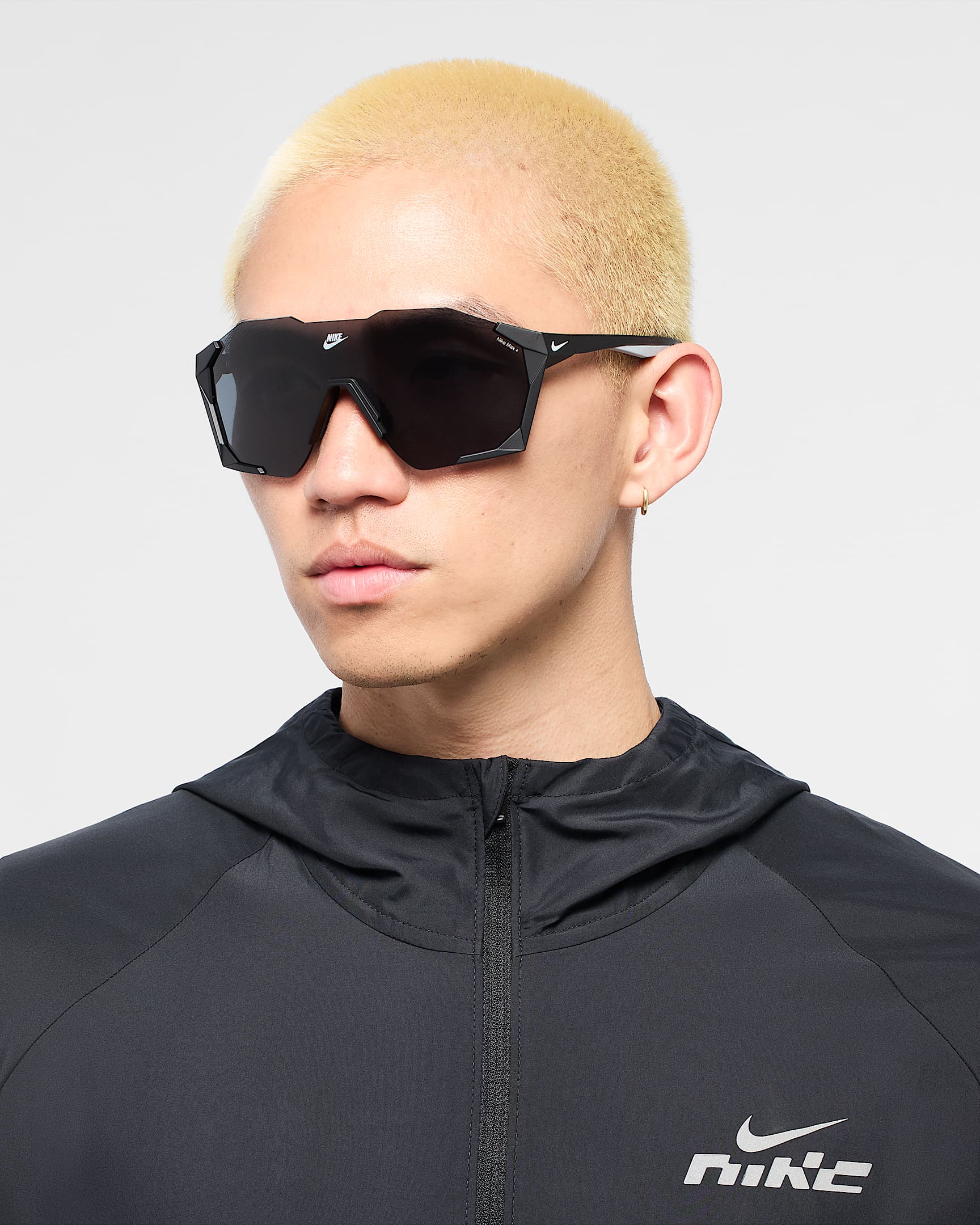 Nike Charged Shield Sunglasses - Black/Grey