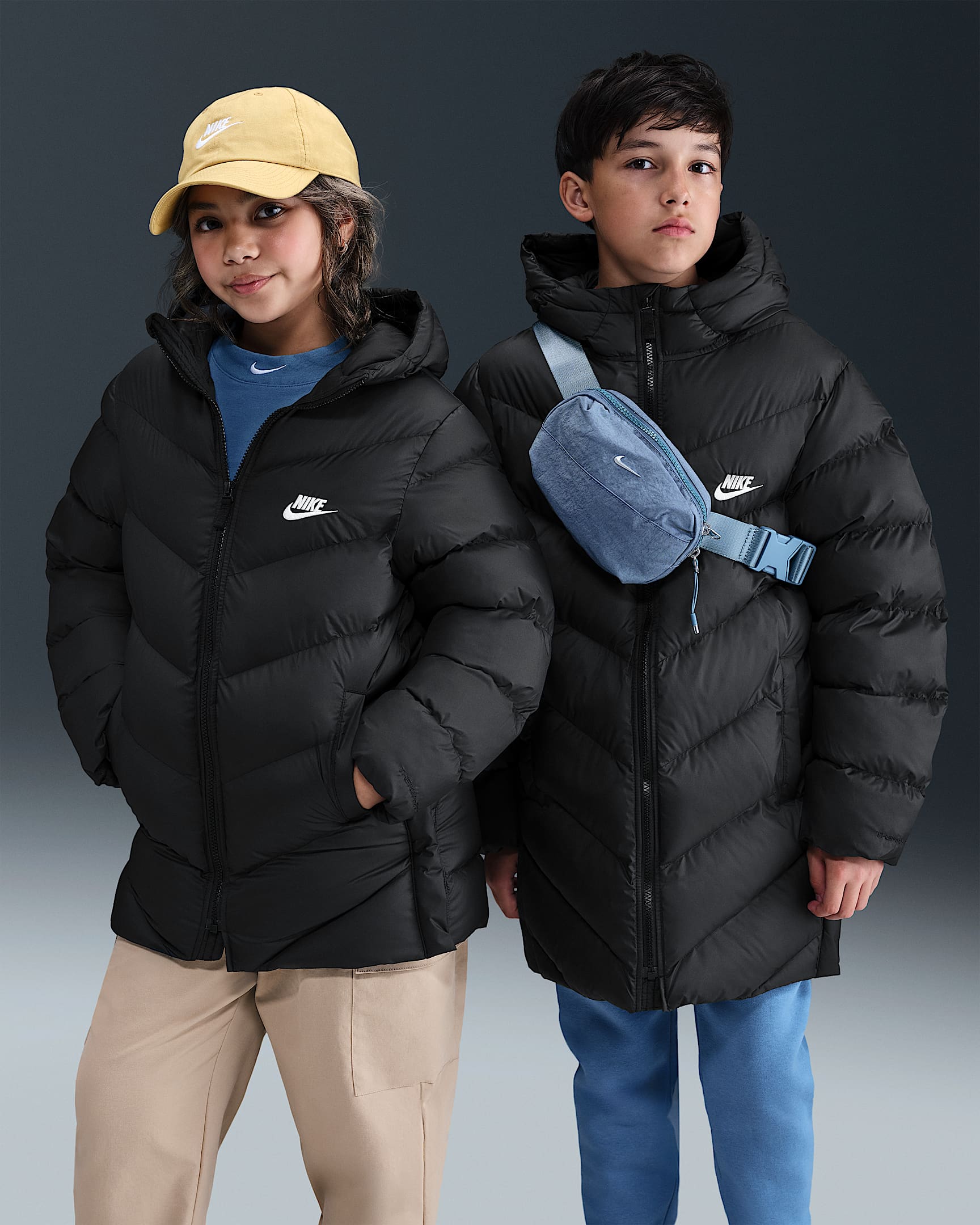 Nike Sportswear All Day Play Big Kids' Therma-FIT Loose-Fit Puffer Jacket - Black/White