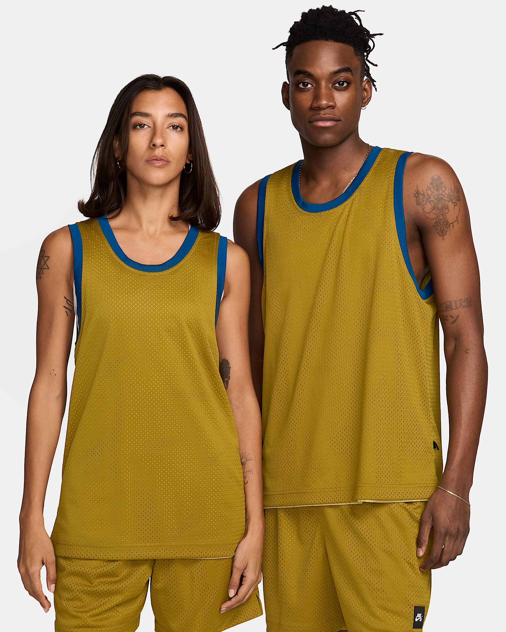 Jersey de básquetbol y skateboarding Nike SB.