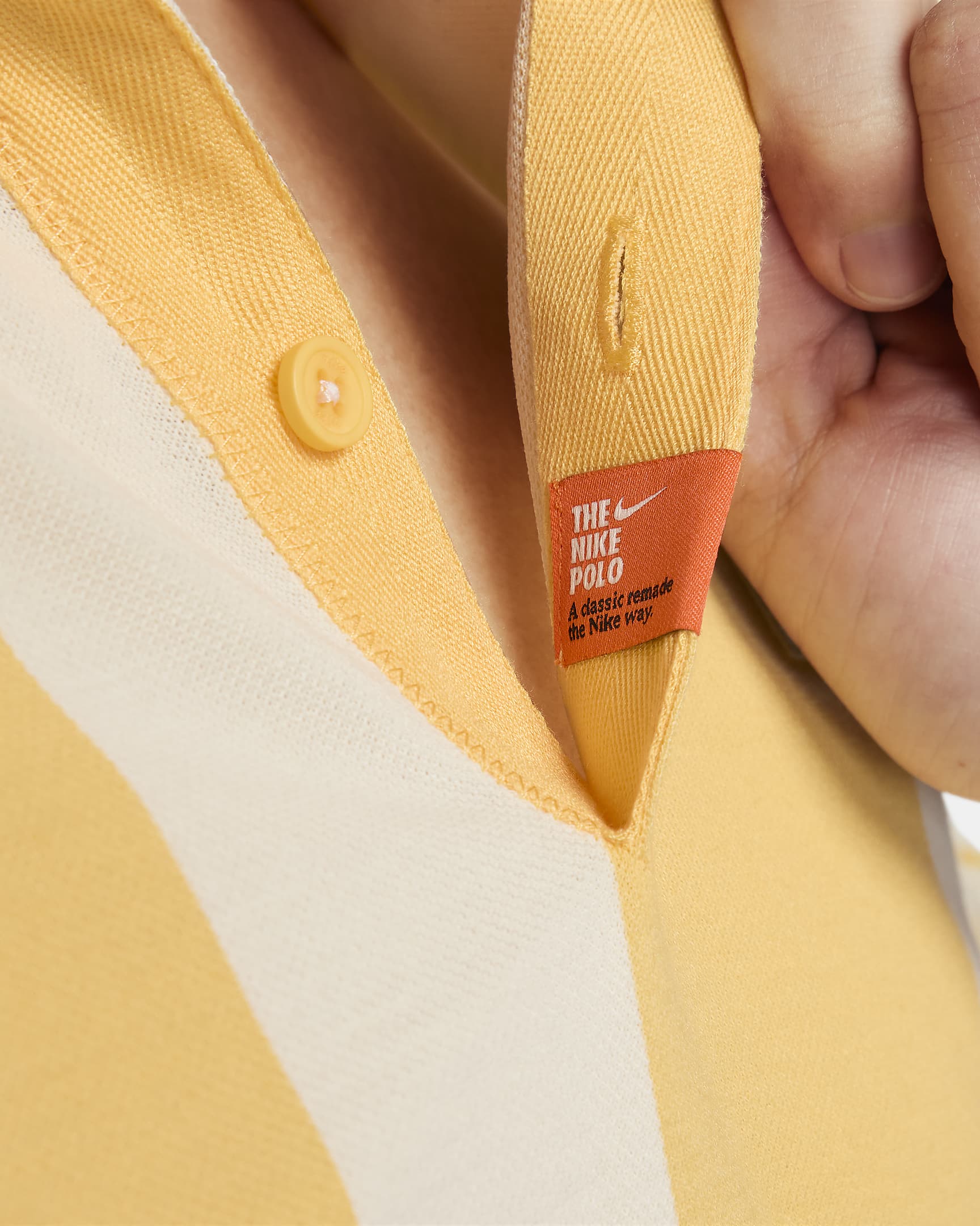 The Nike Polo Dri-FIT-Poloshirt für Herren - Topaz Gold