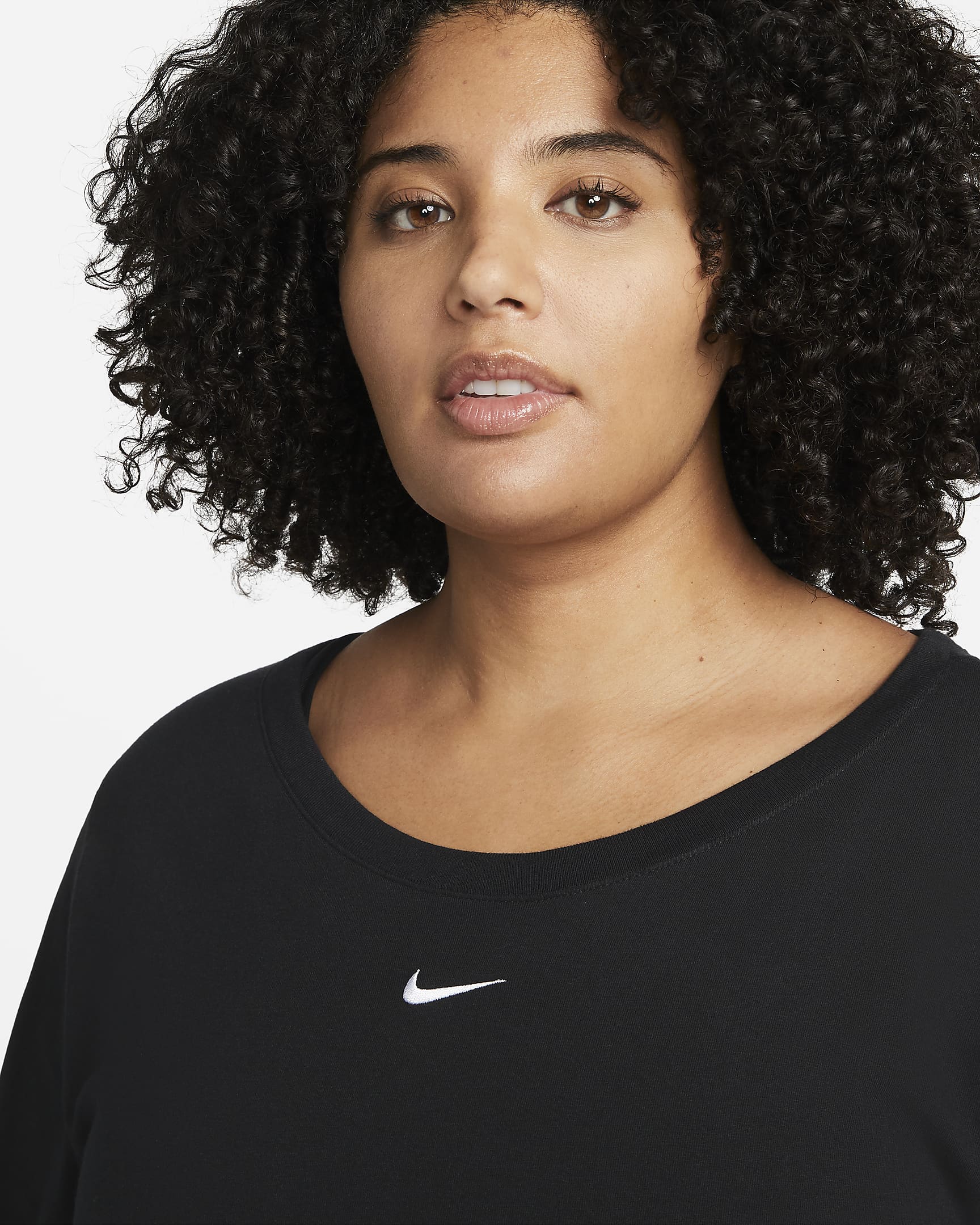 Nike Sportswear Women's LongSleeve TShirt (Plus Size). Nike CH