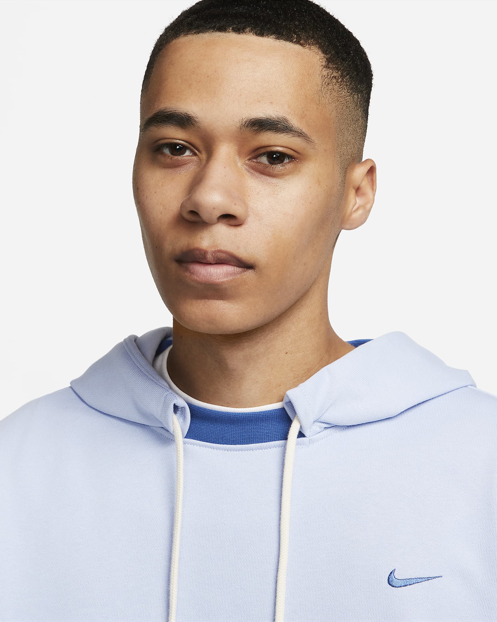 Nike Standard Issue Men's Dri-FIT Pullover Basketball Hoodie. Nike UK