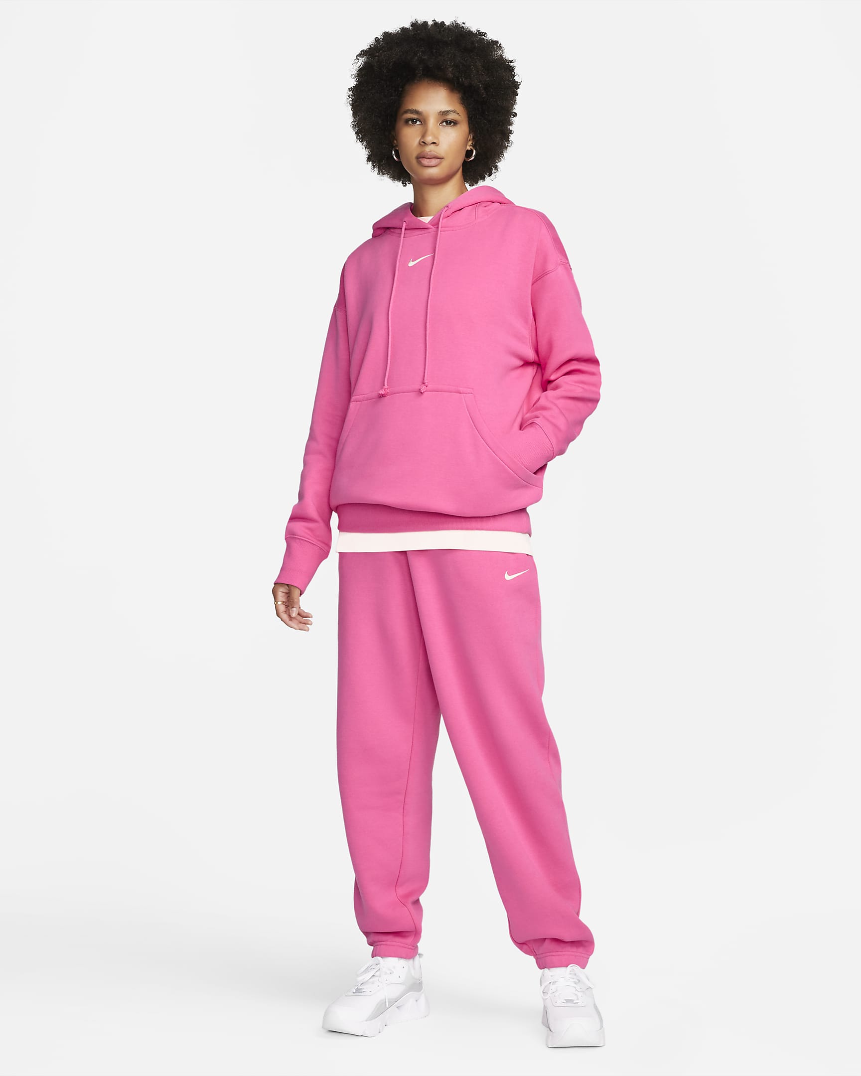 Nike Sportswear Phoenix Fleece Women's Oversized Pullover Hoodie. Nike UK