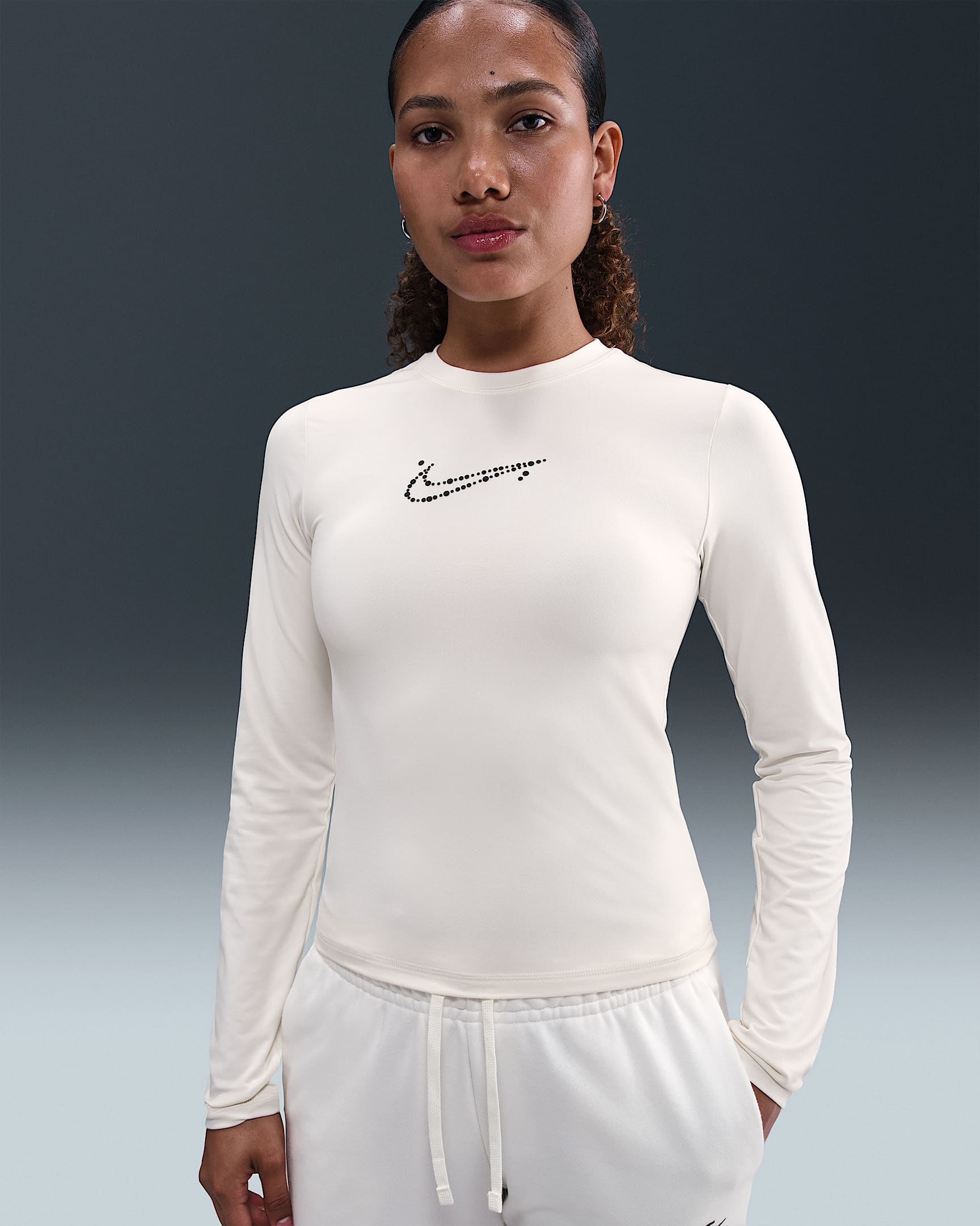 Nike Sportswear Women's Tight Cropped Long-Sleeve T-Shirt - Soft Pearl