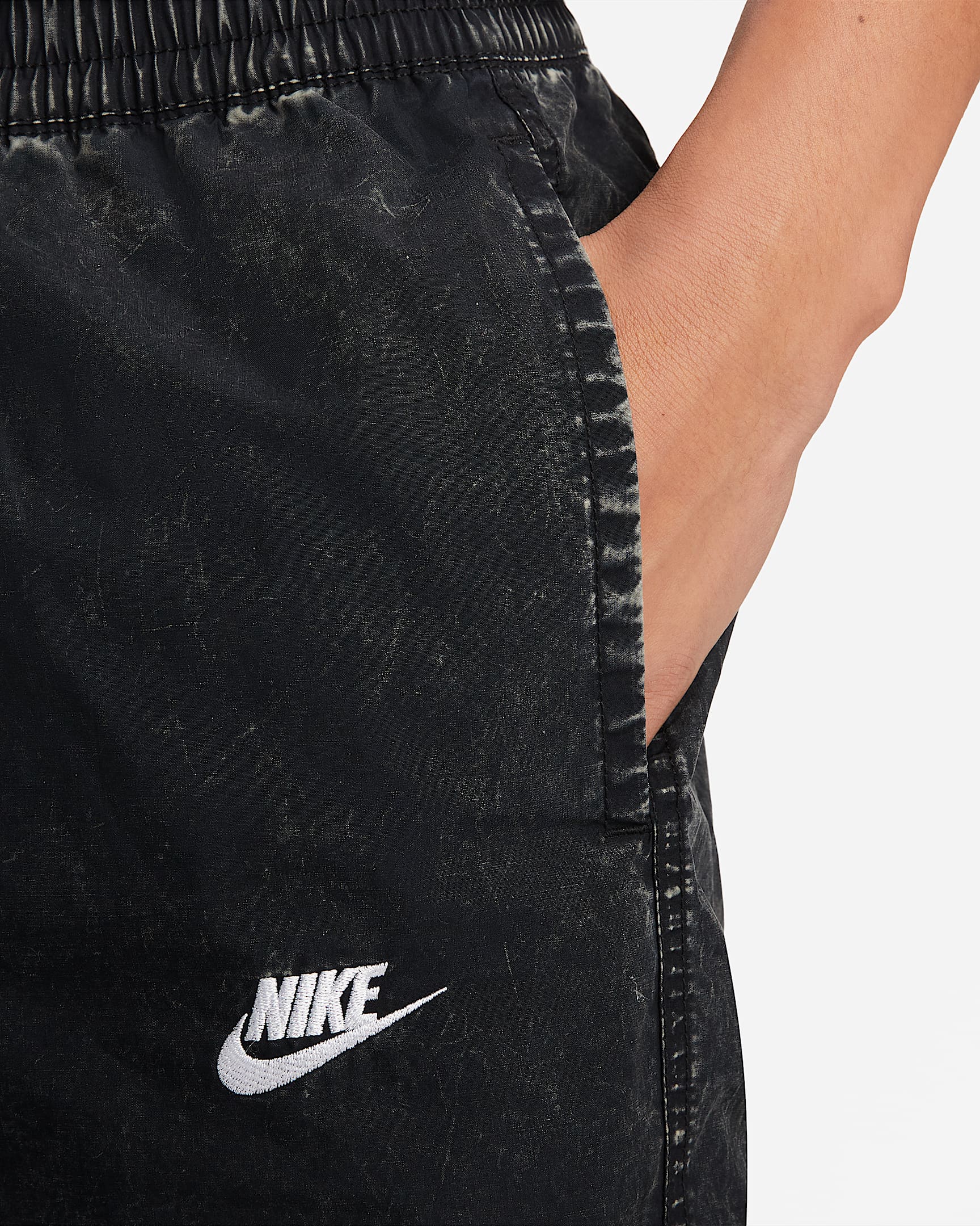 Nike Club+ Men's Unlined Woven Joggers. Nike IL