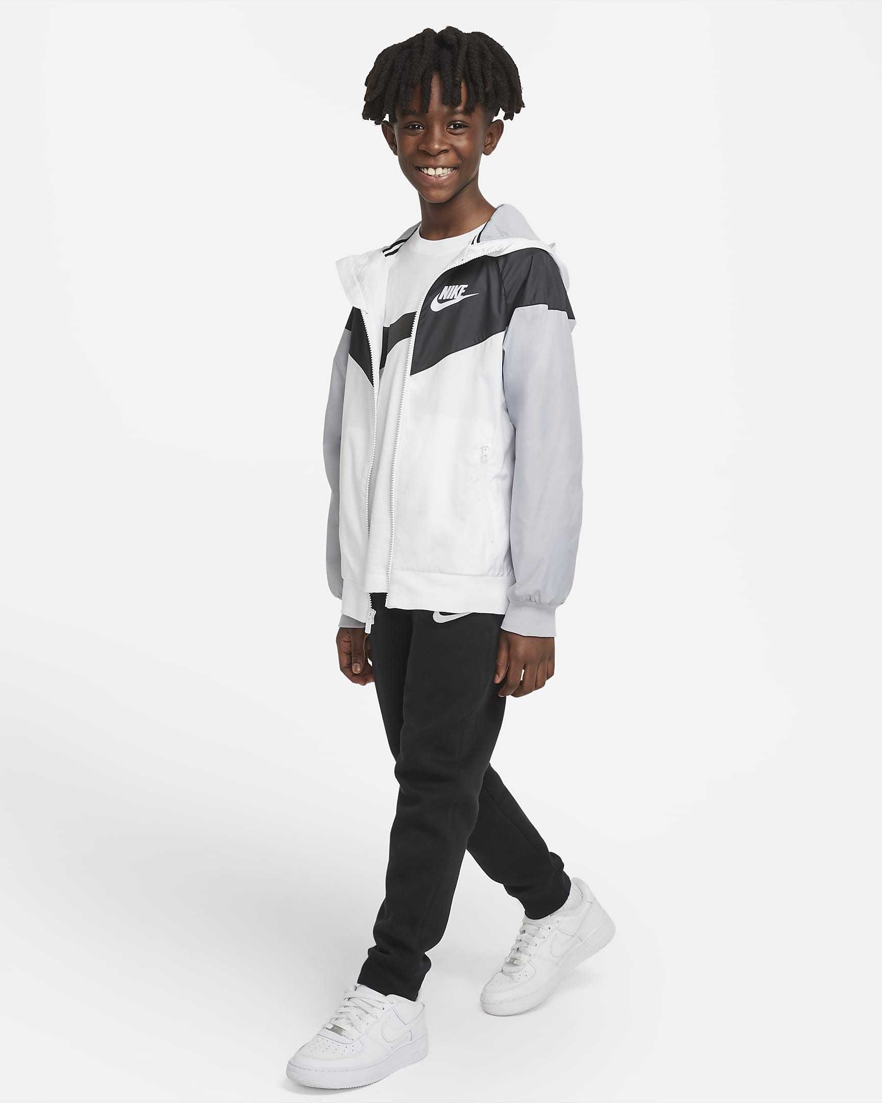 Nike Sportswear Windrunner Older Kids' (Boys') Loose Hip-Length Hooded ...