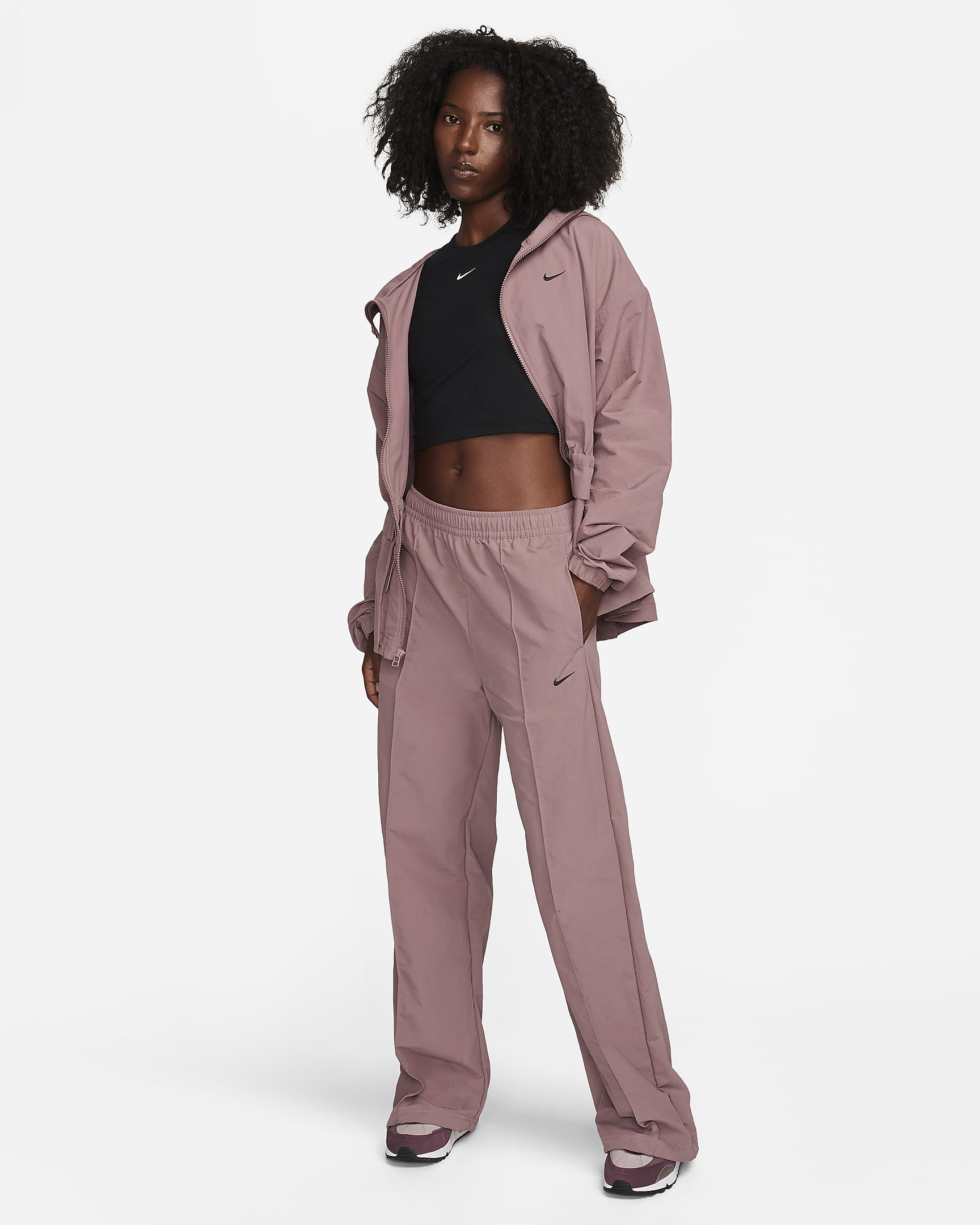 Nike Sportswear Everything Wovens Women's Mid-Rise Open-Hem Trousers ...