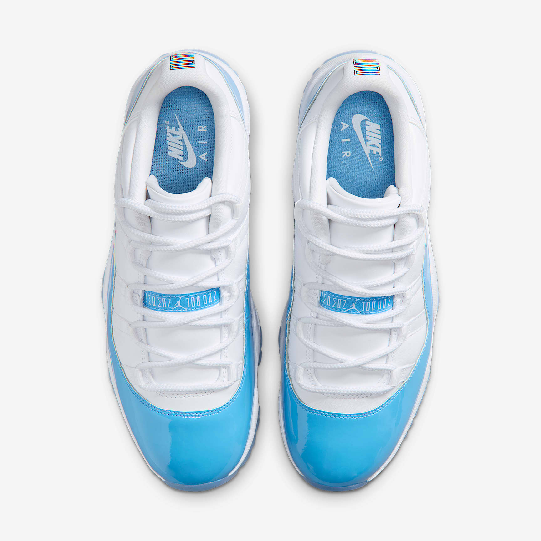 Air Jordan 11 Retro Low University Blue 着用イメージ