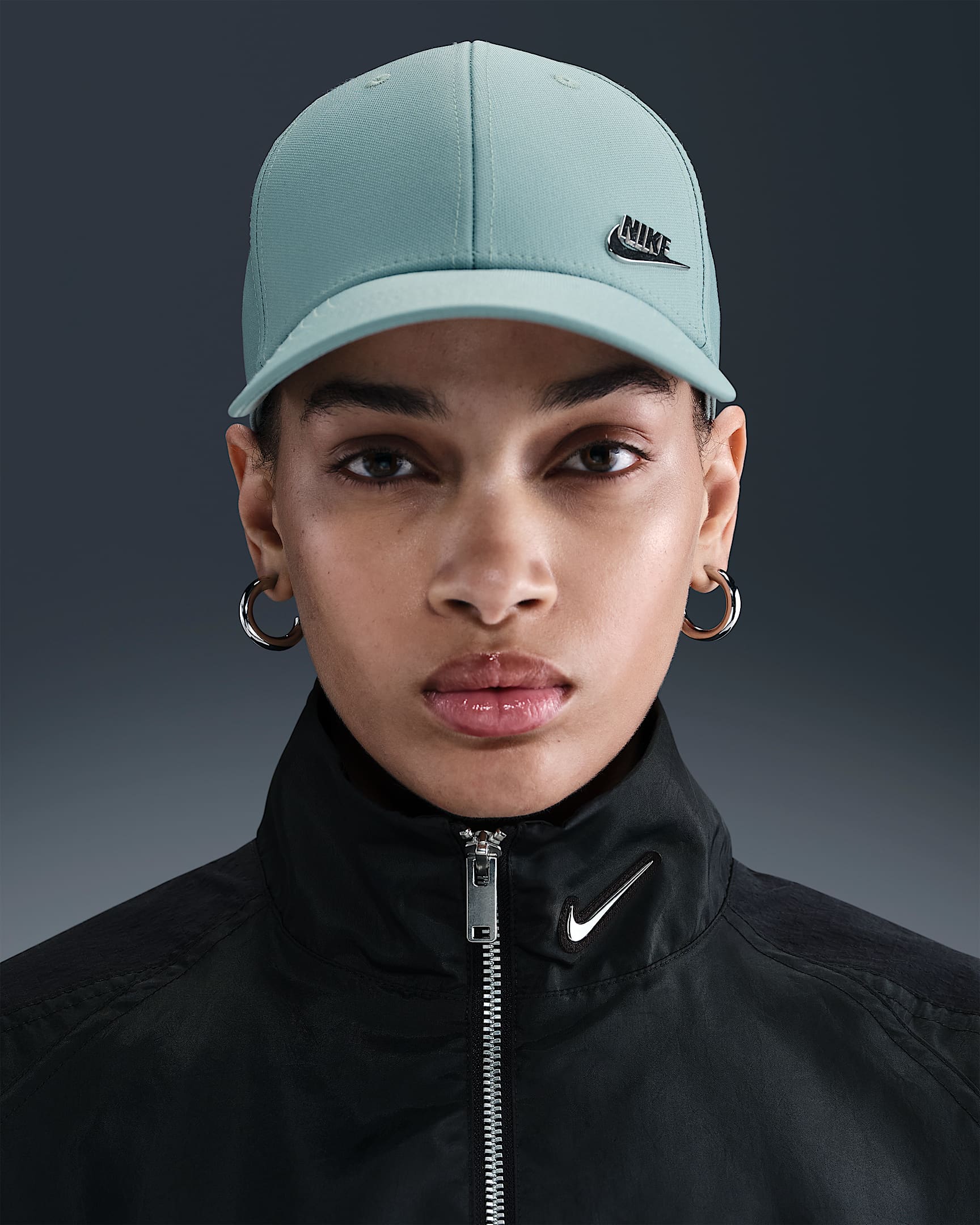 Nike Dri-FIT Club Structured Metal Logo Cap - Cannon/Metallic Silver