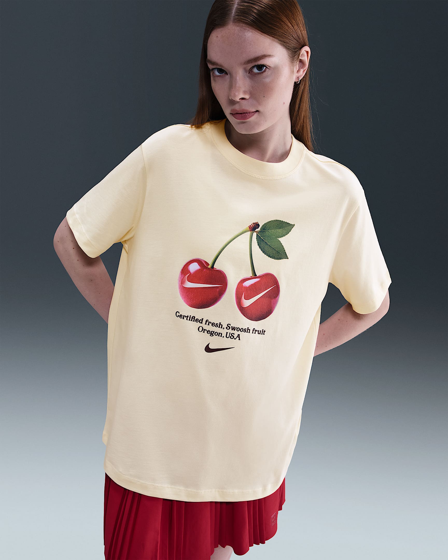 Dámské tričko Nike Sportswear - Coconut Milk