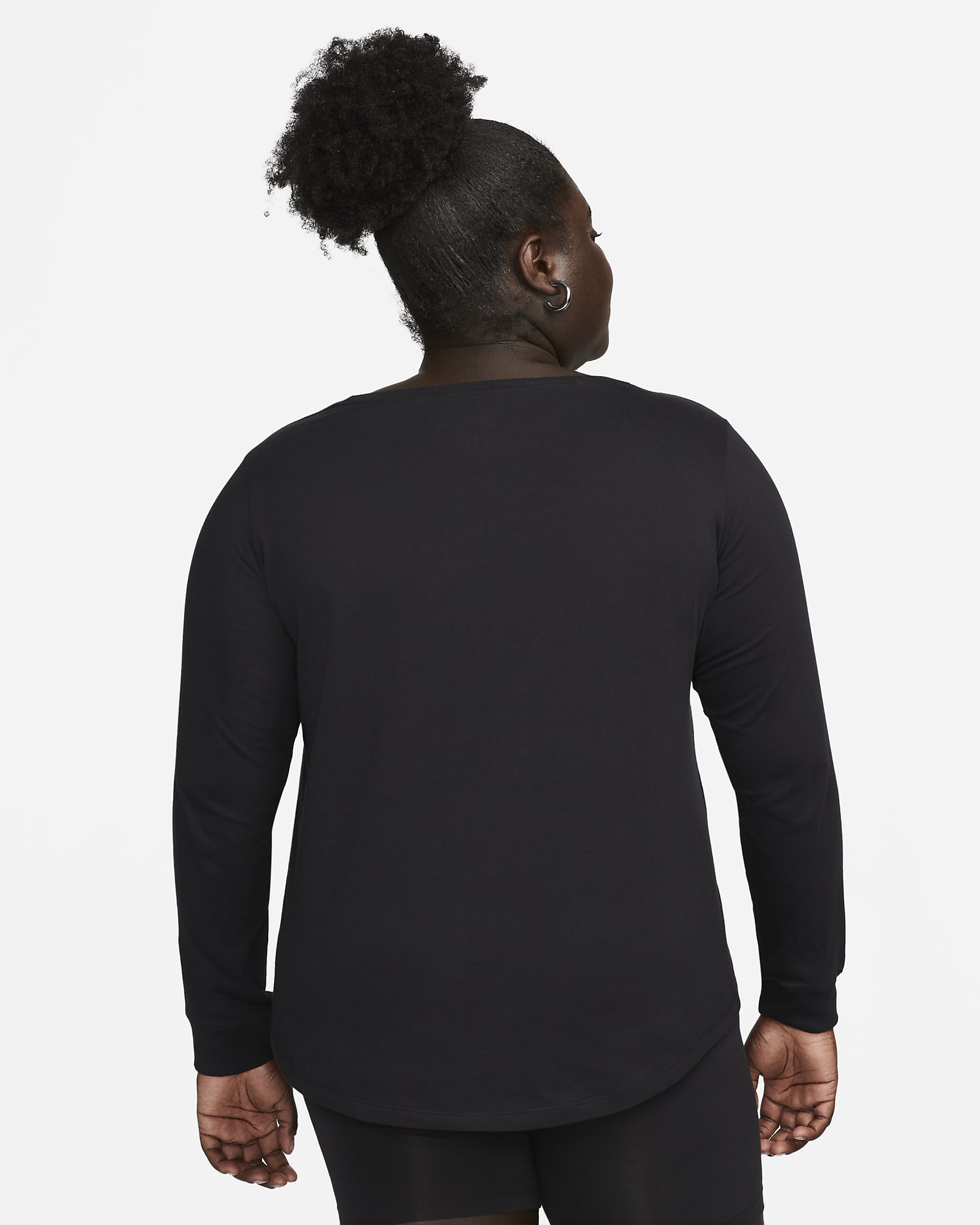 Nike Sportswear Women's Long-Sleeve T-Shirt (Plus Size). Nike RO