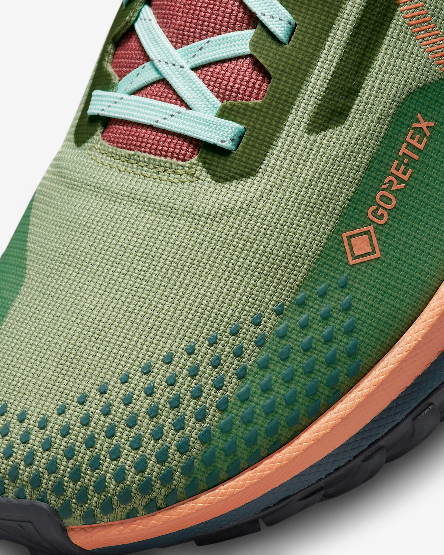 Nike Pegasus Trail 4 GORETEX Men's Waterproof TrailRunning Shoes. Nike IN