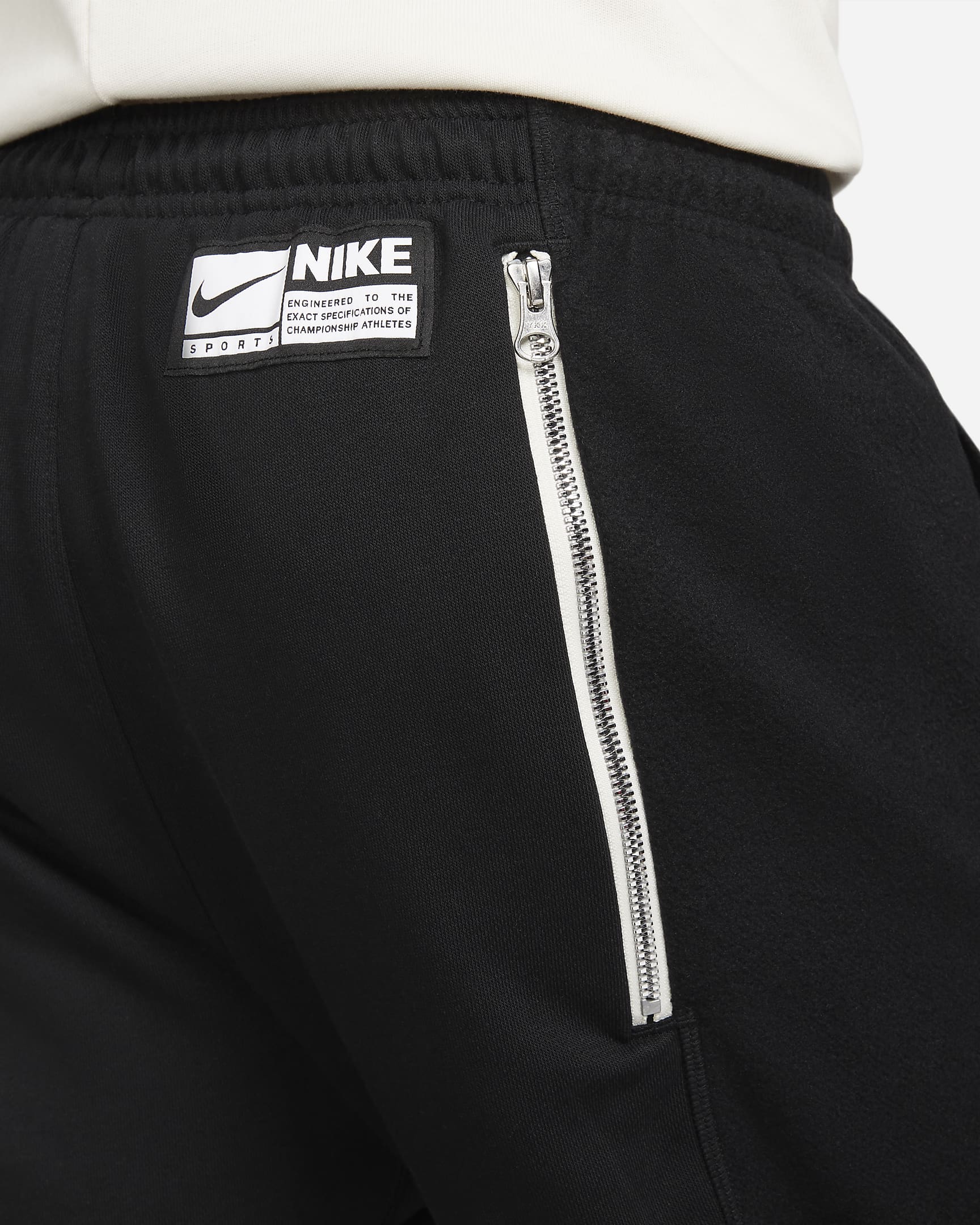 Nike DriFIT Standard Issue Men's Basketball Trousers. Nike UK