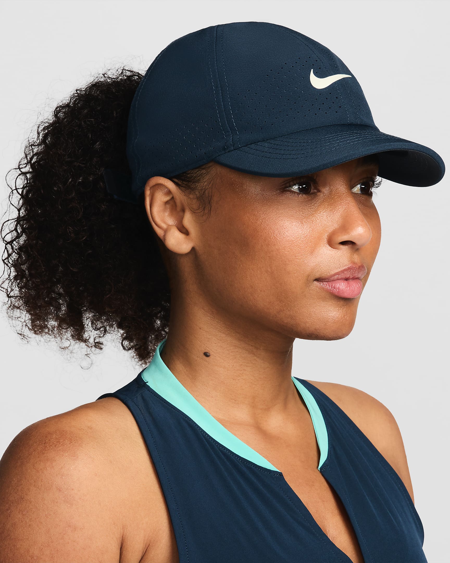 Nike Dri-FIT ADV Club unstrukturierte Tennis-Cap - Armory Navy/Sea Glass