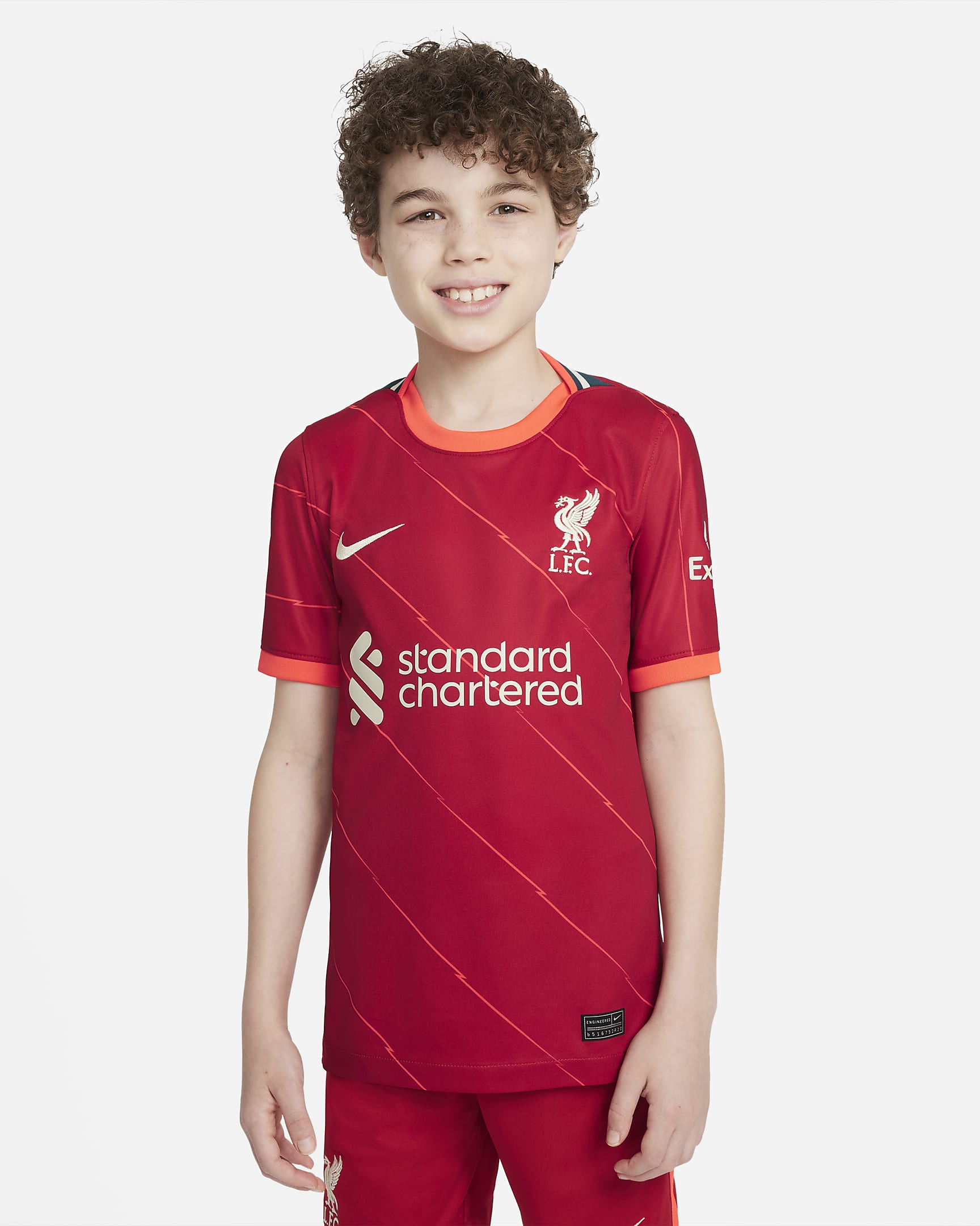 Liverpool F.C. 2021/22 Stadium Home Older Kids' Football Shirt. Nike HR